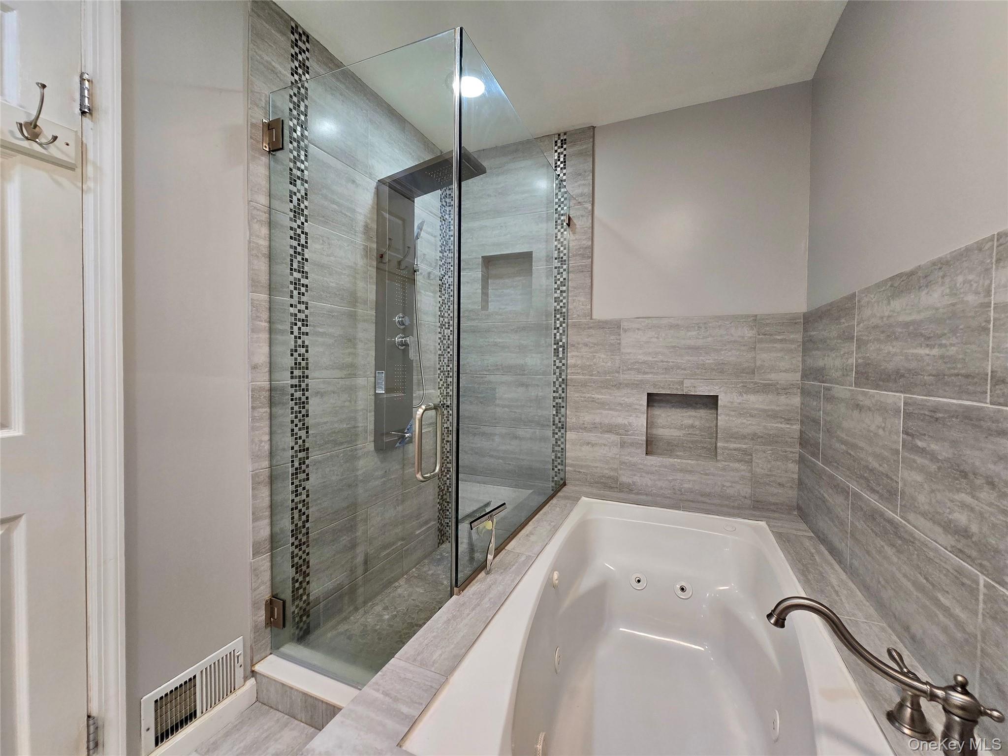 21 Knoll View Property Photo 8