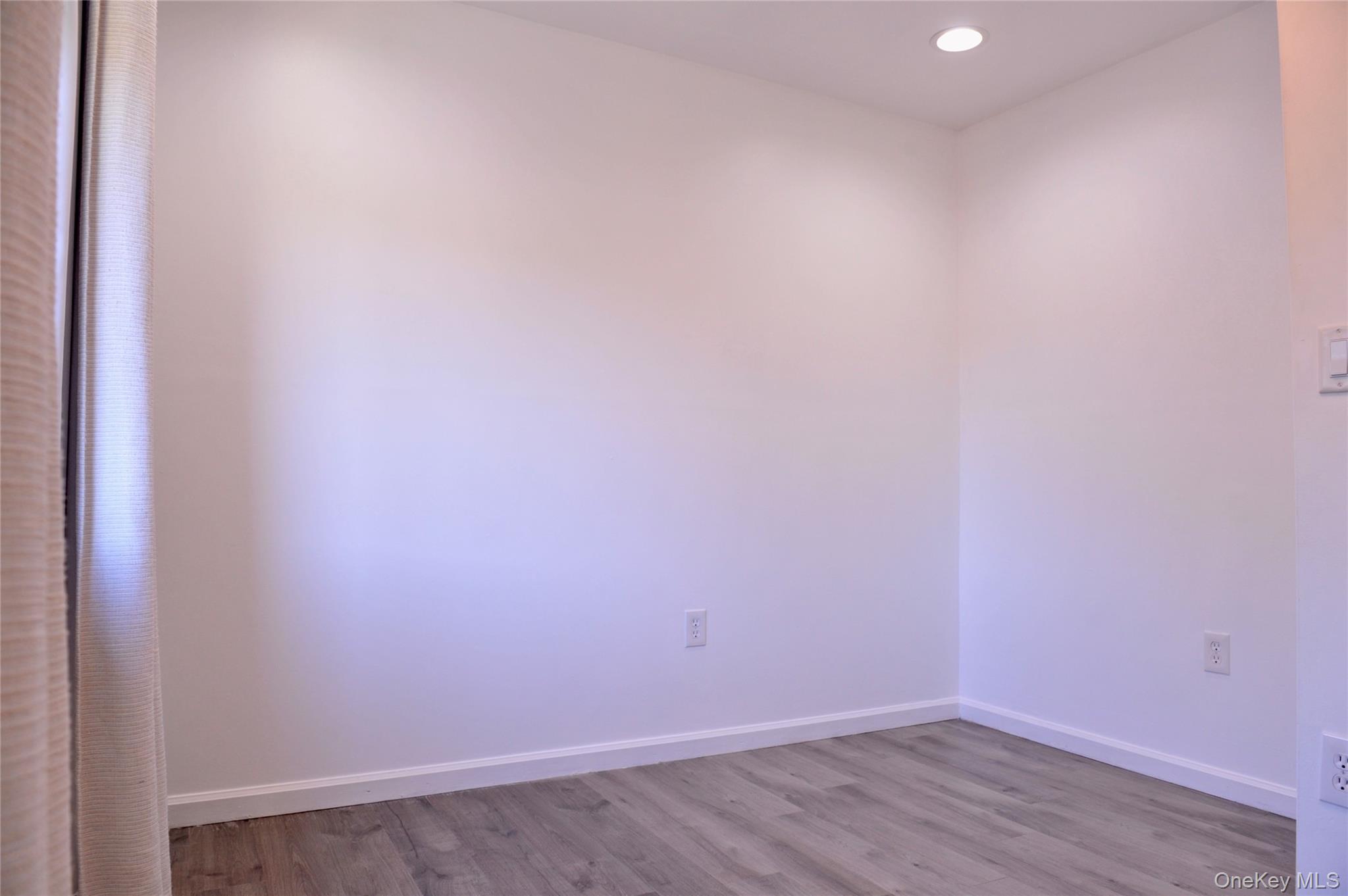 21 Knoll View Property Photo 11