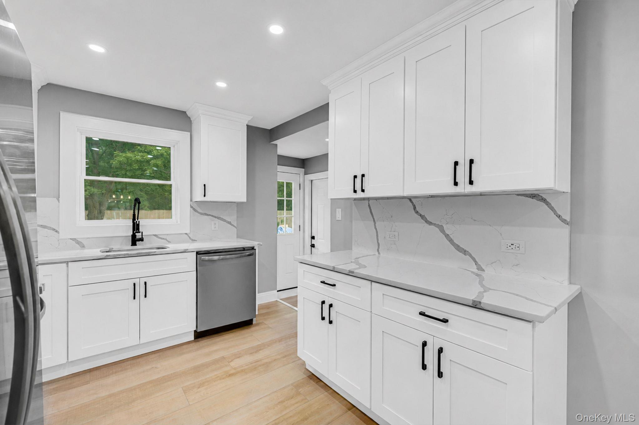 11 Mayfield Drive Property Photo 2