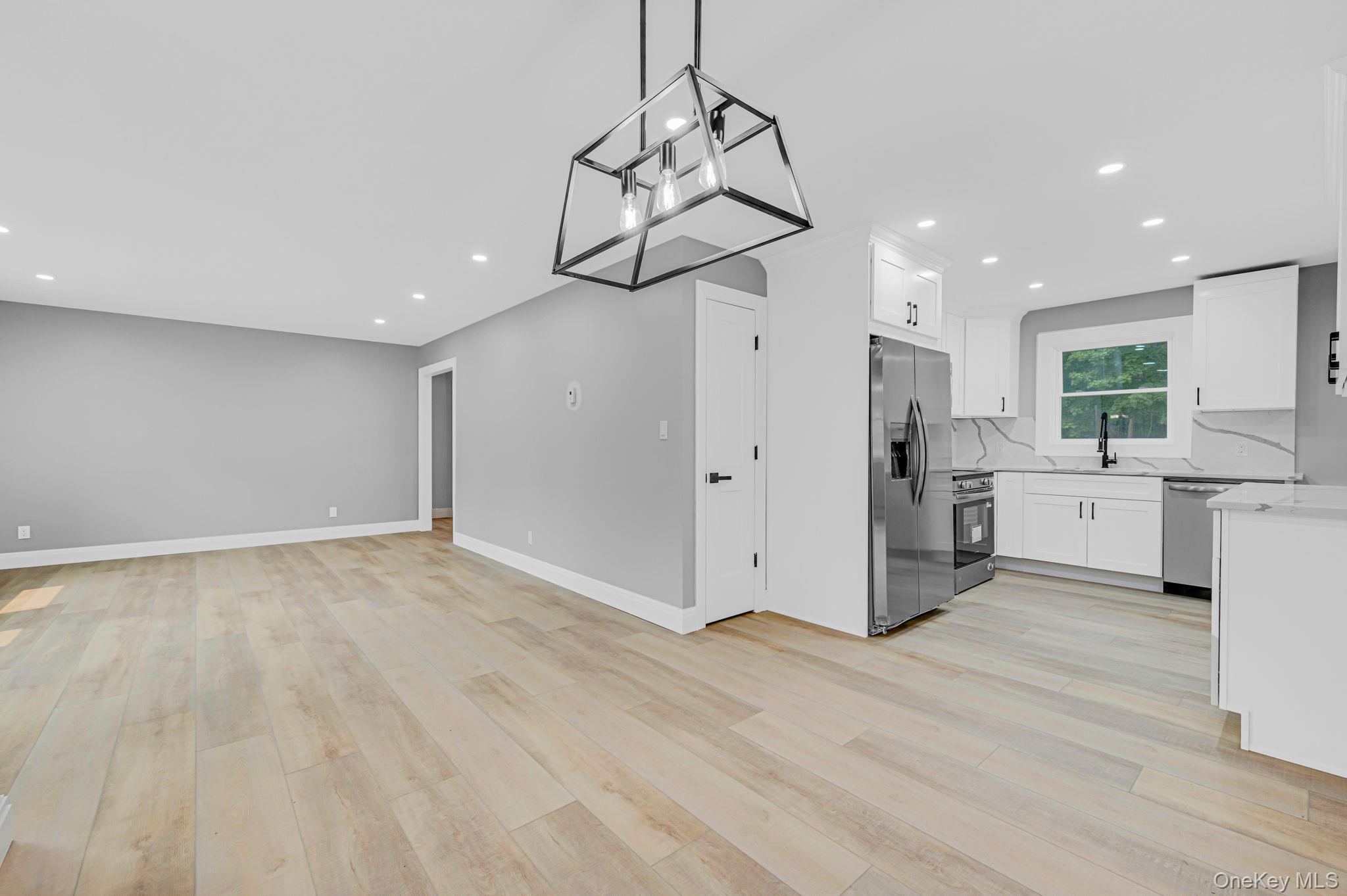 11 Mayfield Drive Property Photo 5