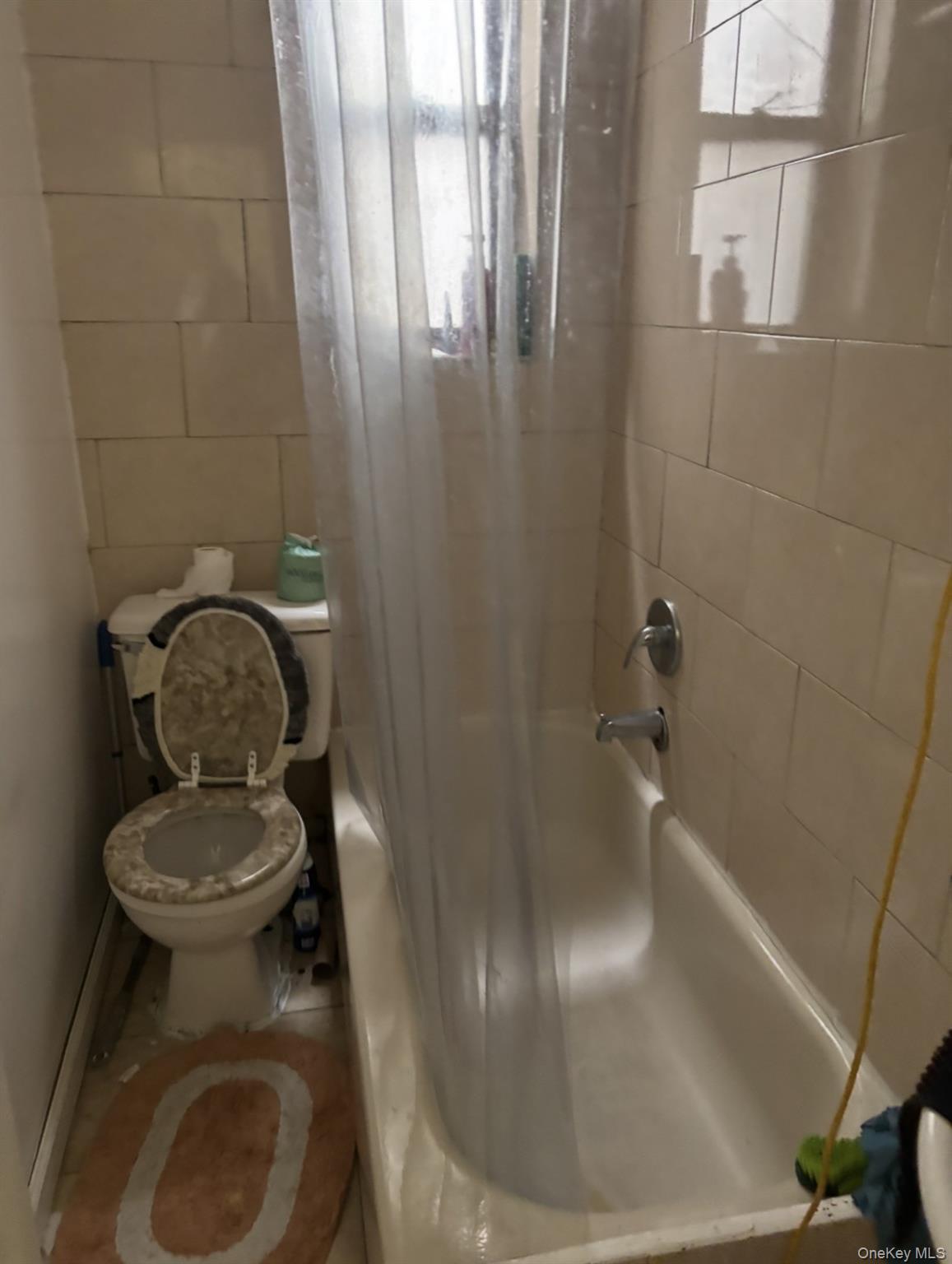 2268 Strauss Street Property Photo 5