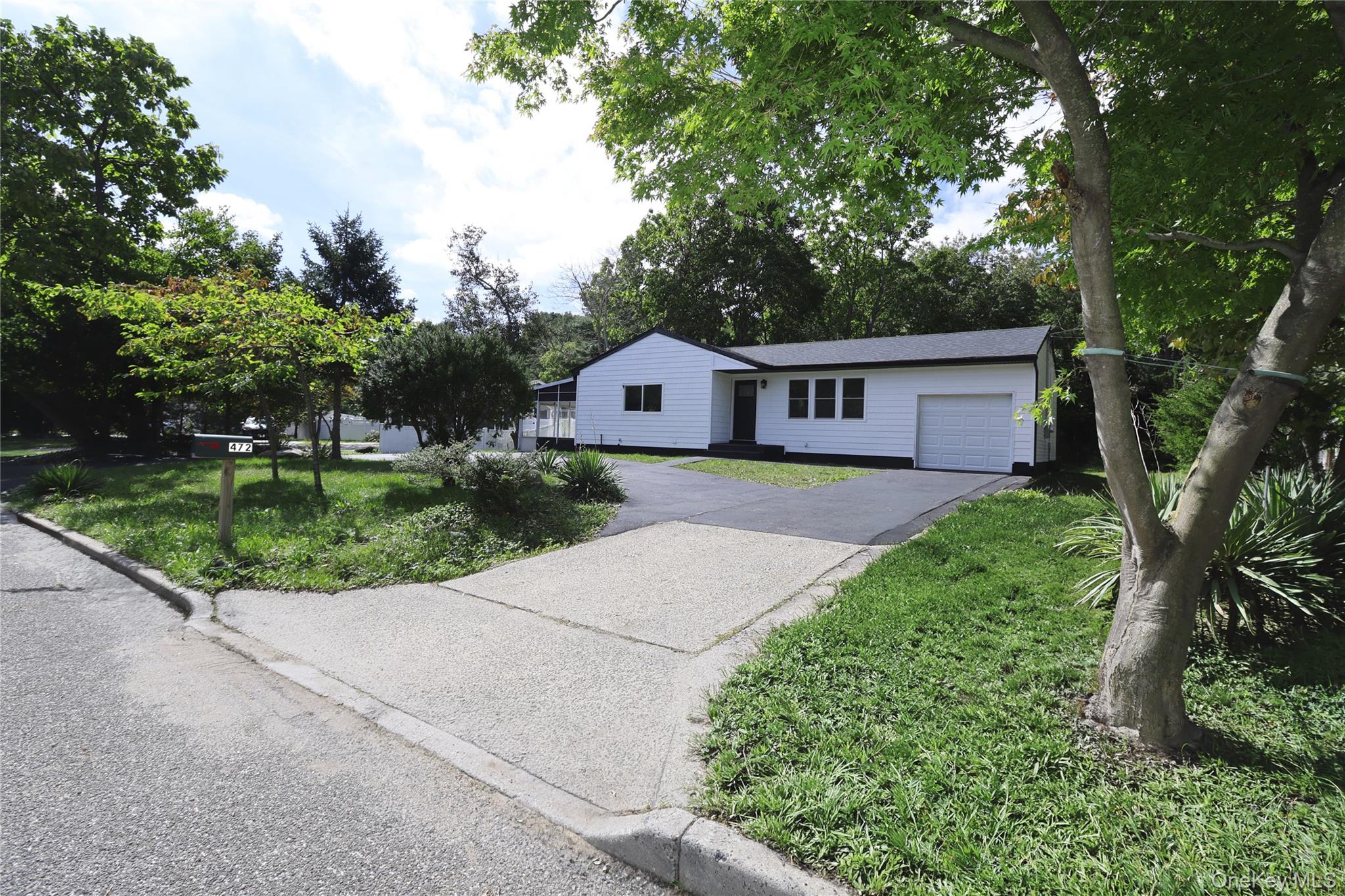 472 Nichols Road Property Photo 1