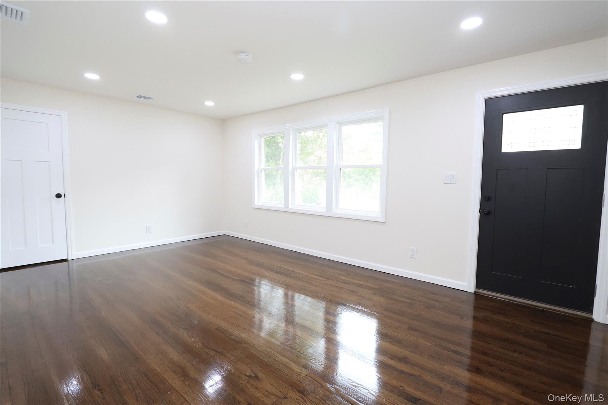 472 Nichols Road Property Photo 6