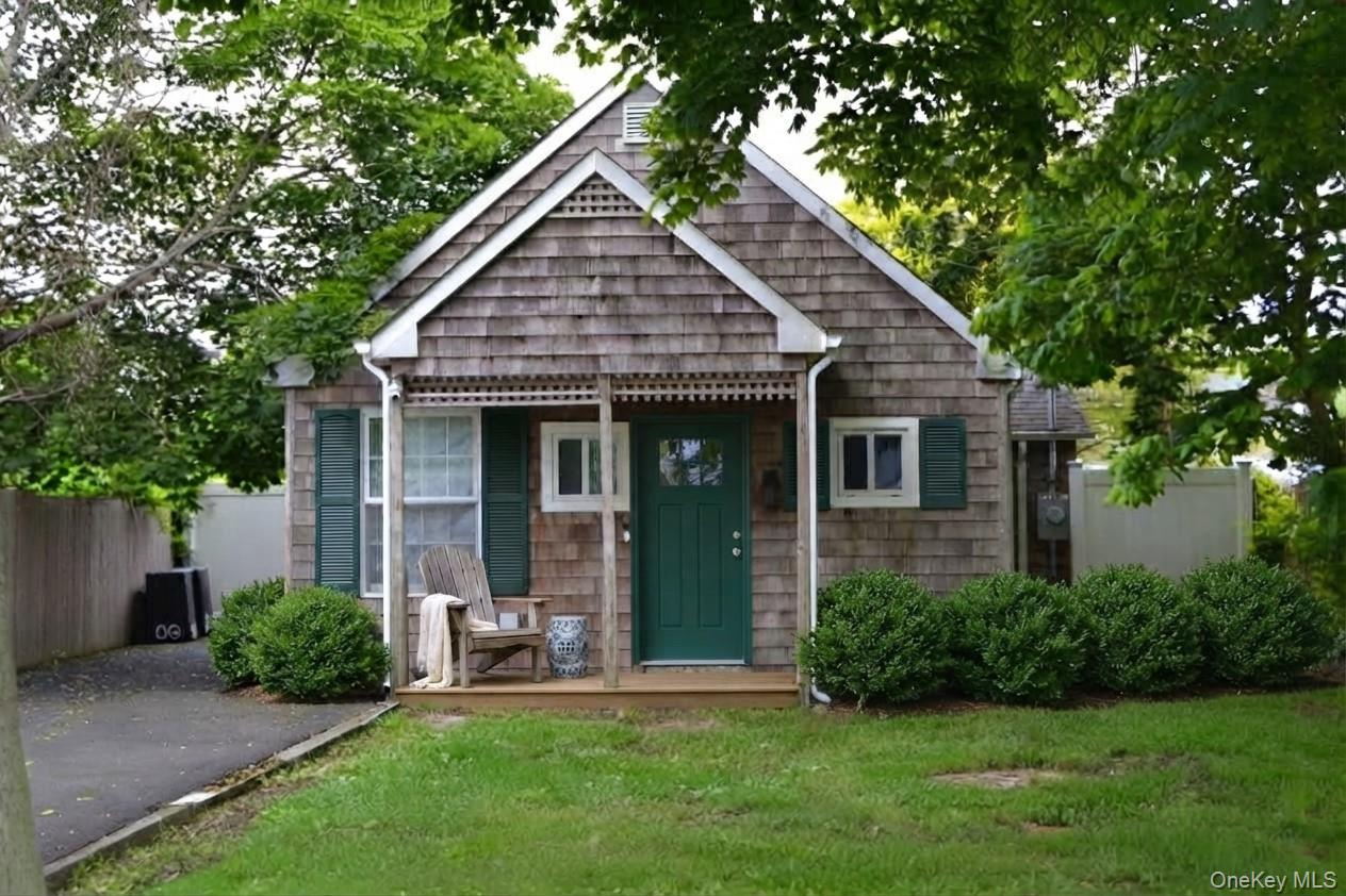 60 Huguenot Drive Property Photo 2