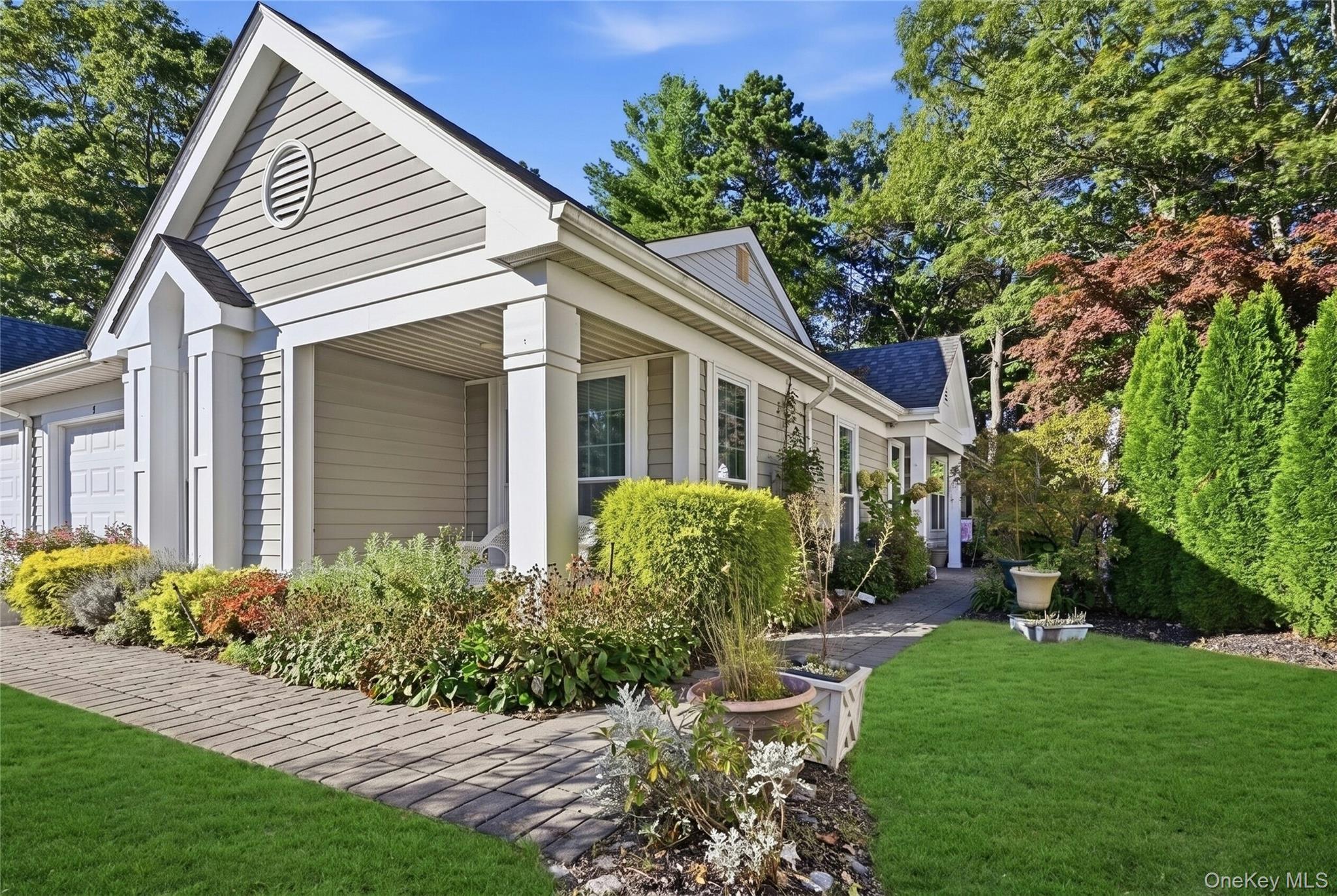 9 Amagansett Court Property Photo 1