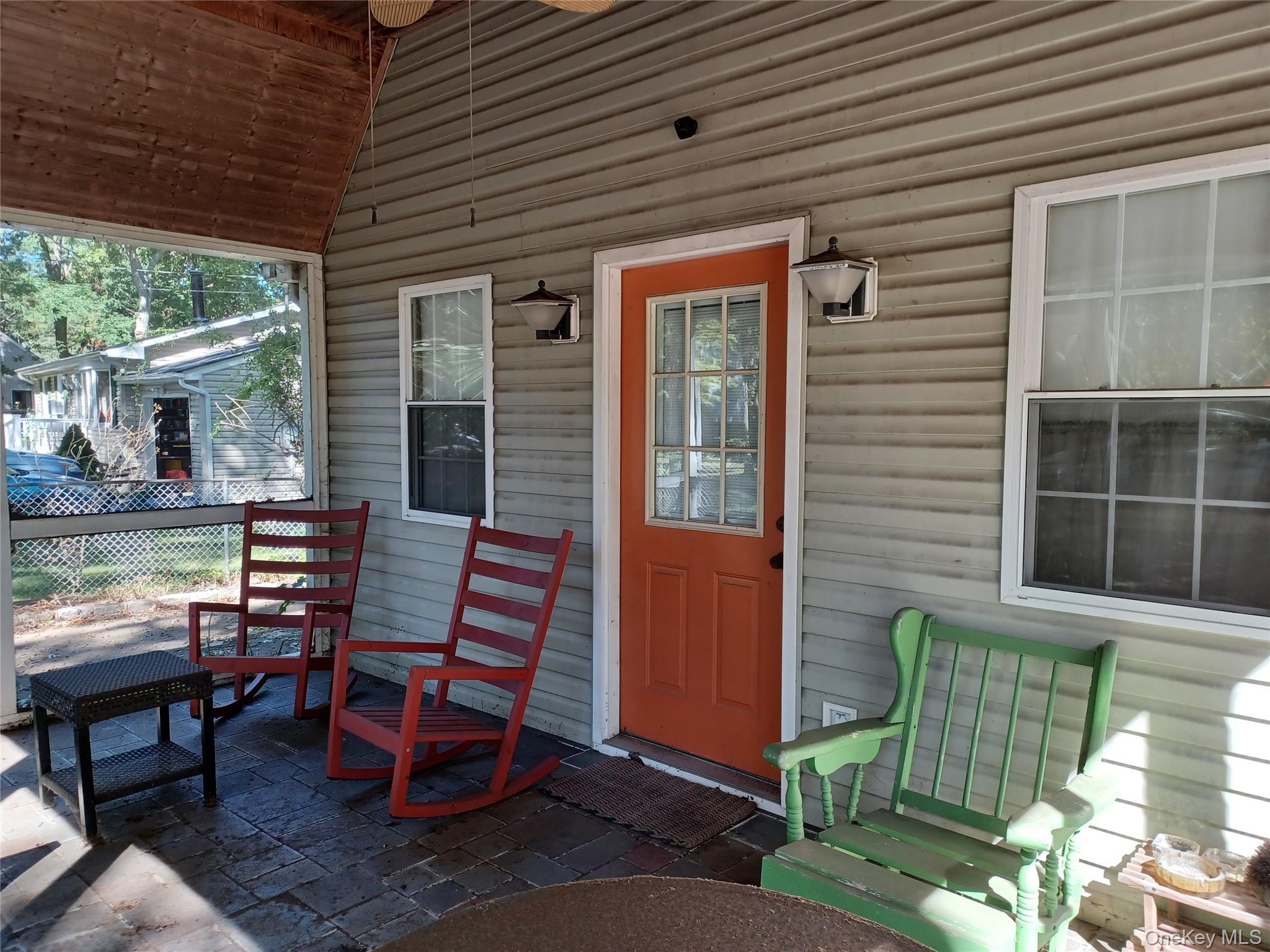 251 Jefferson Drive Property Photo 3