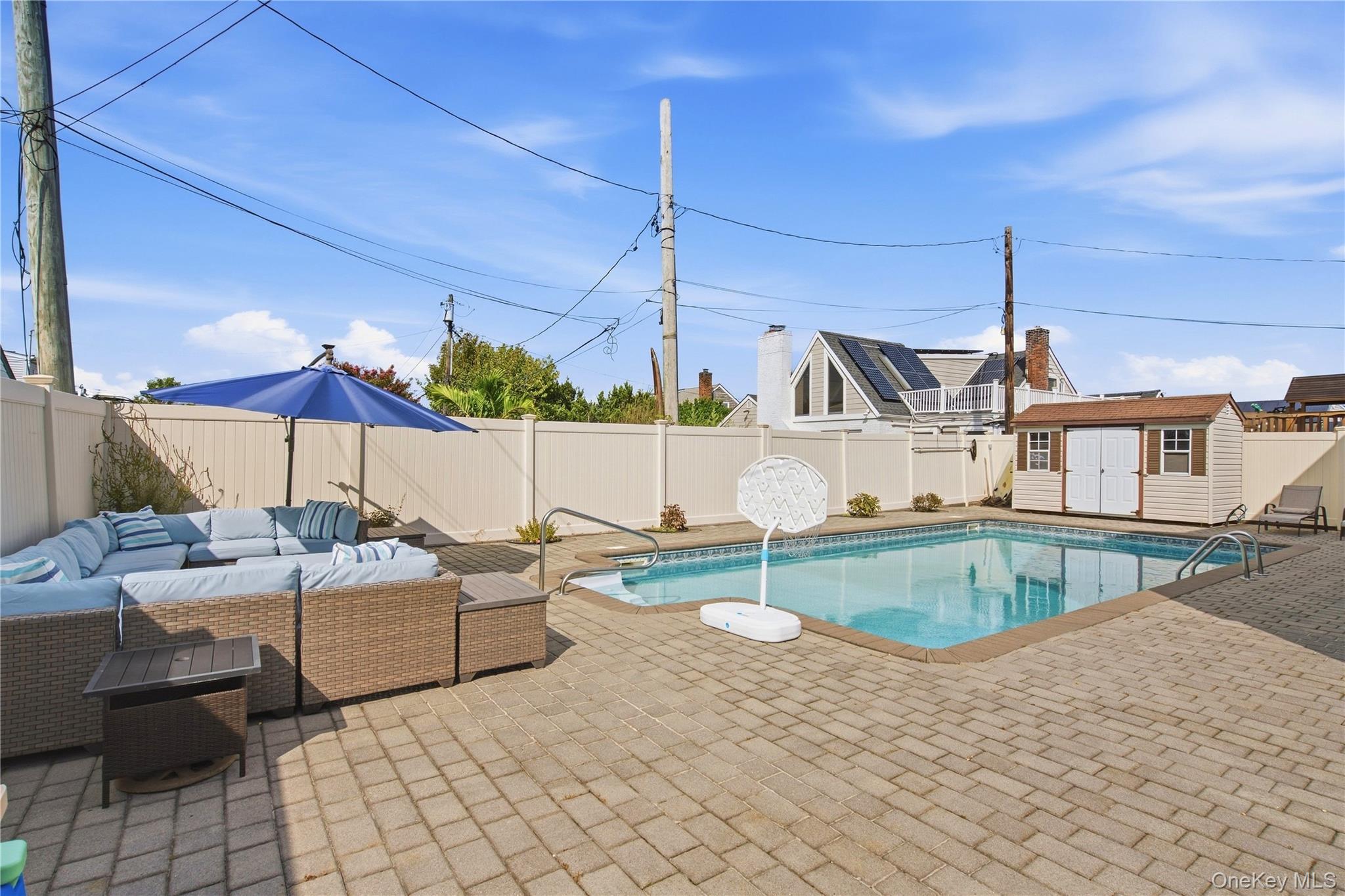 17 Richmond Road Property Photo 33