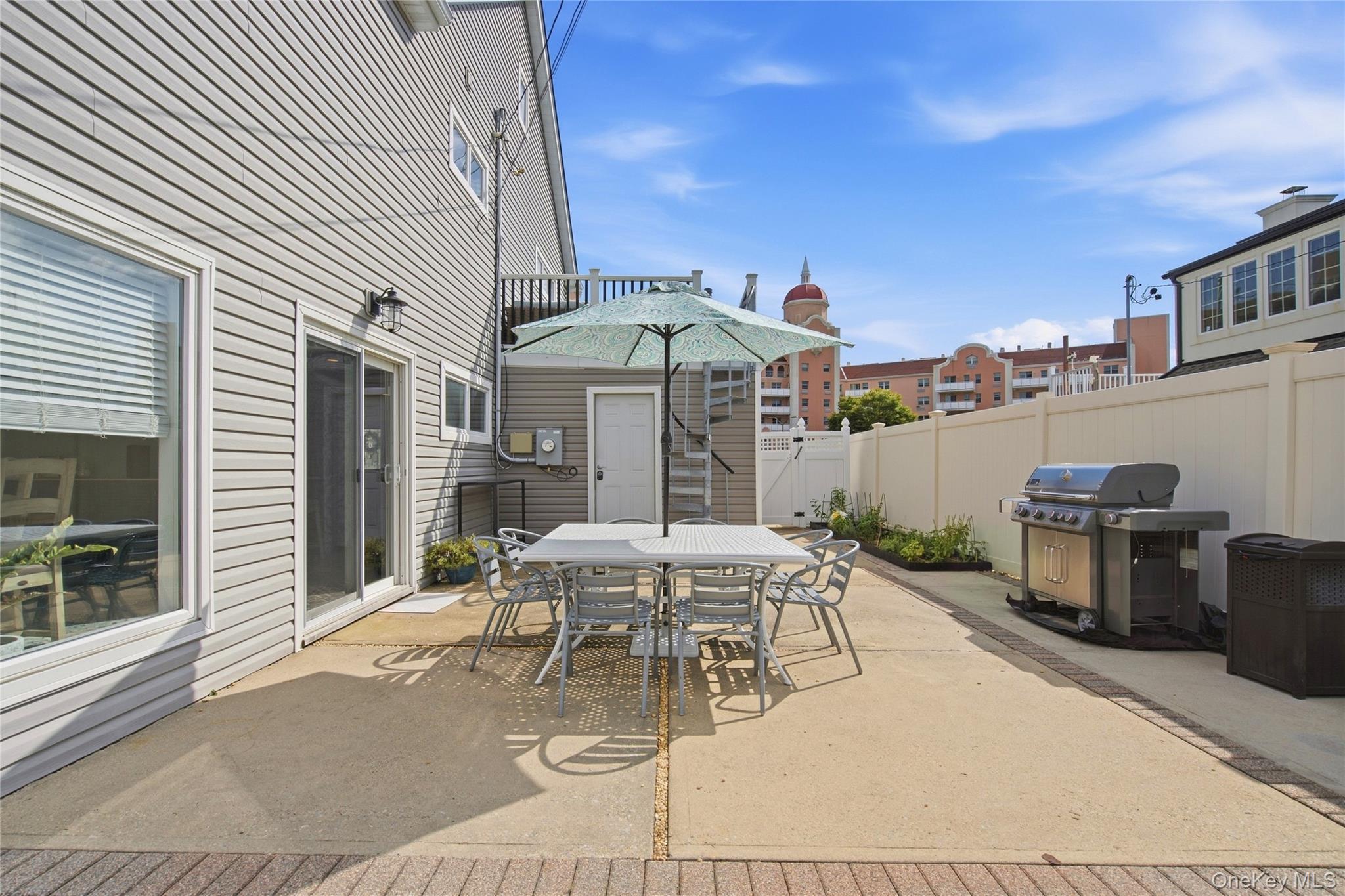 17 Richmond Road Property Photo 36