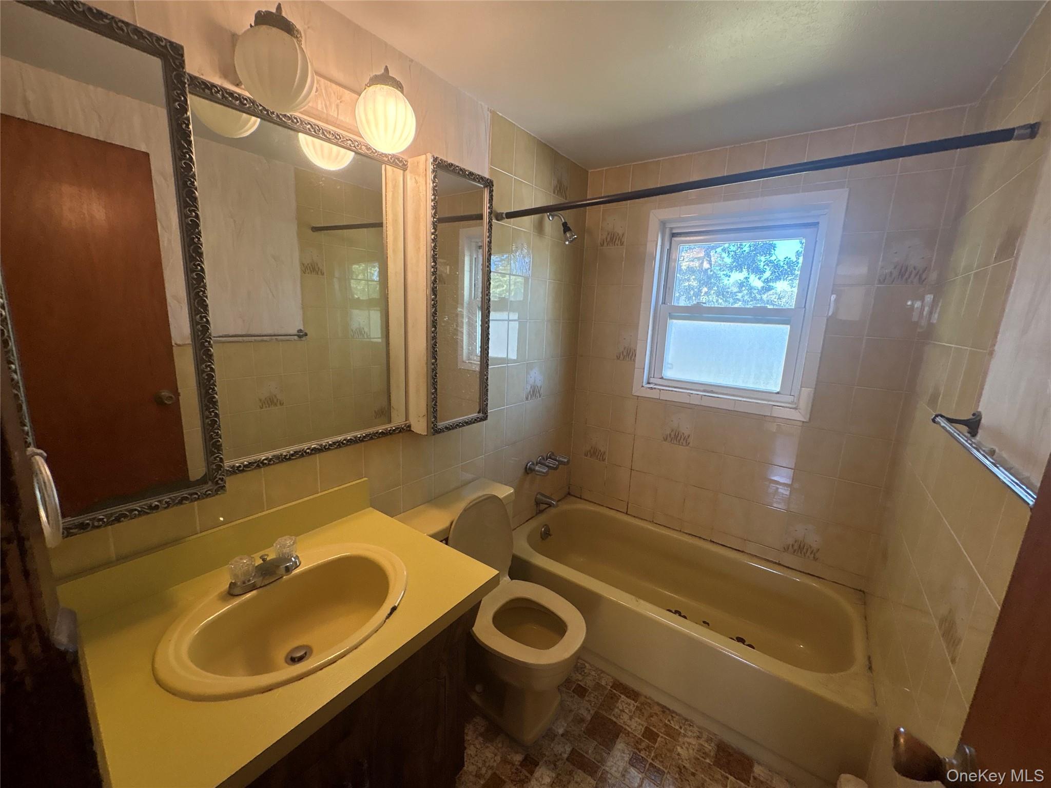 771 Windmill Avenue Property Photo 9
