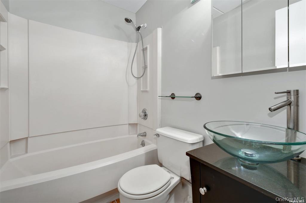 142 Main Street 2h Property Photo 12