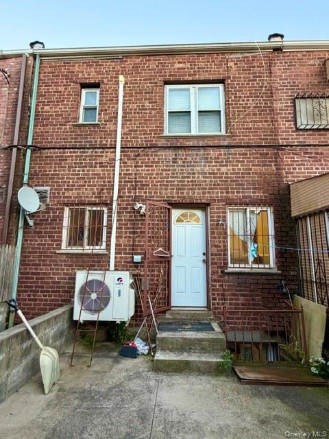 4775 Barnes Avenue Property Photo 3