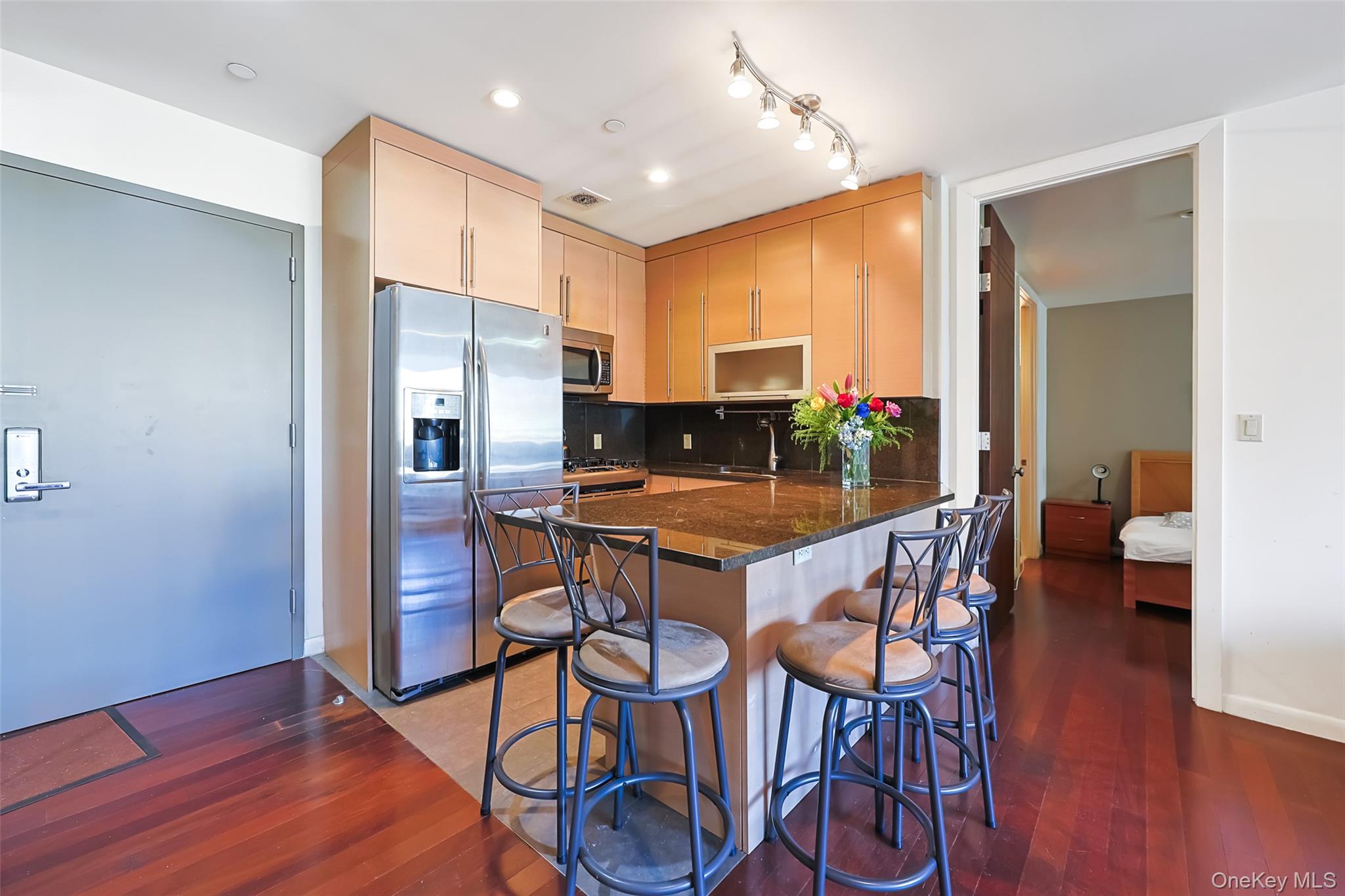 31-32 Union St 2c Property Photo 7