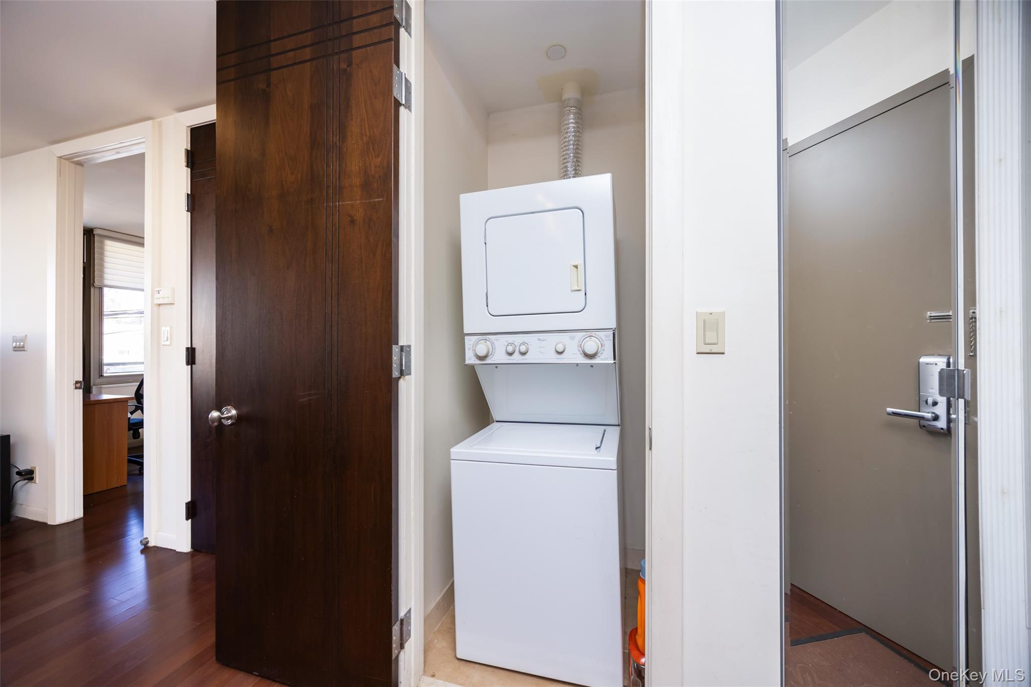 31-32 Union St 2c Property Photo 10