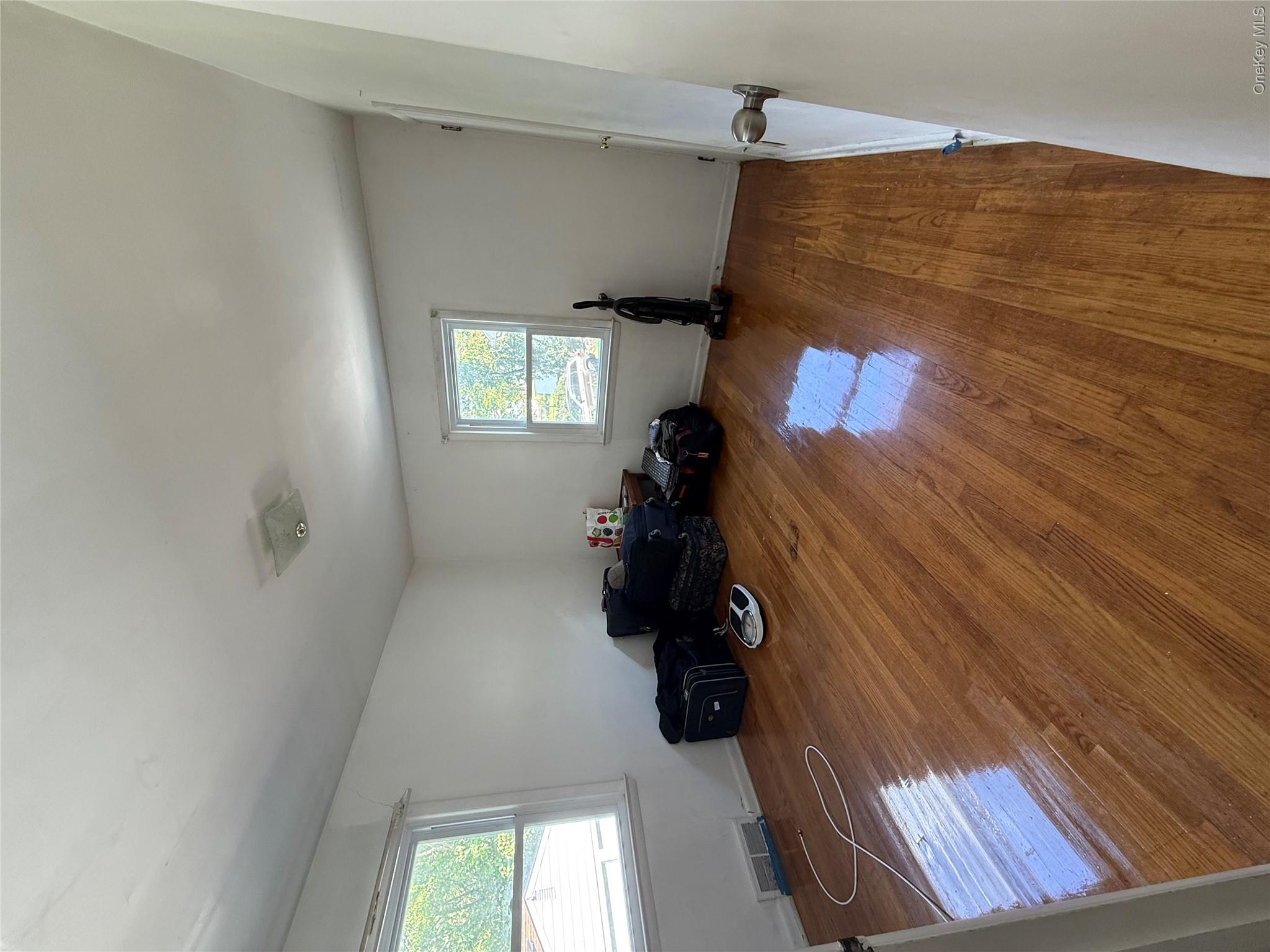 75 College Avenue Property Photo 2