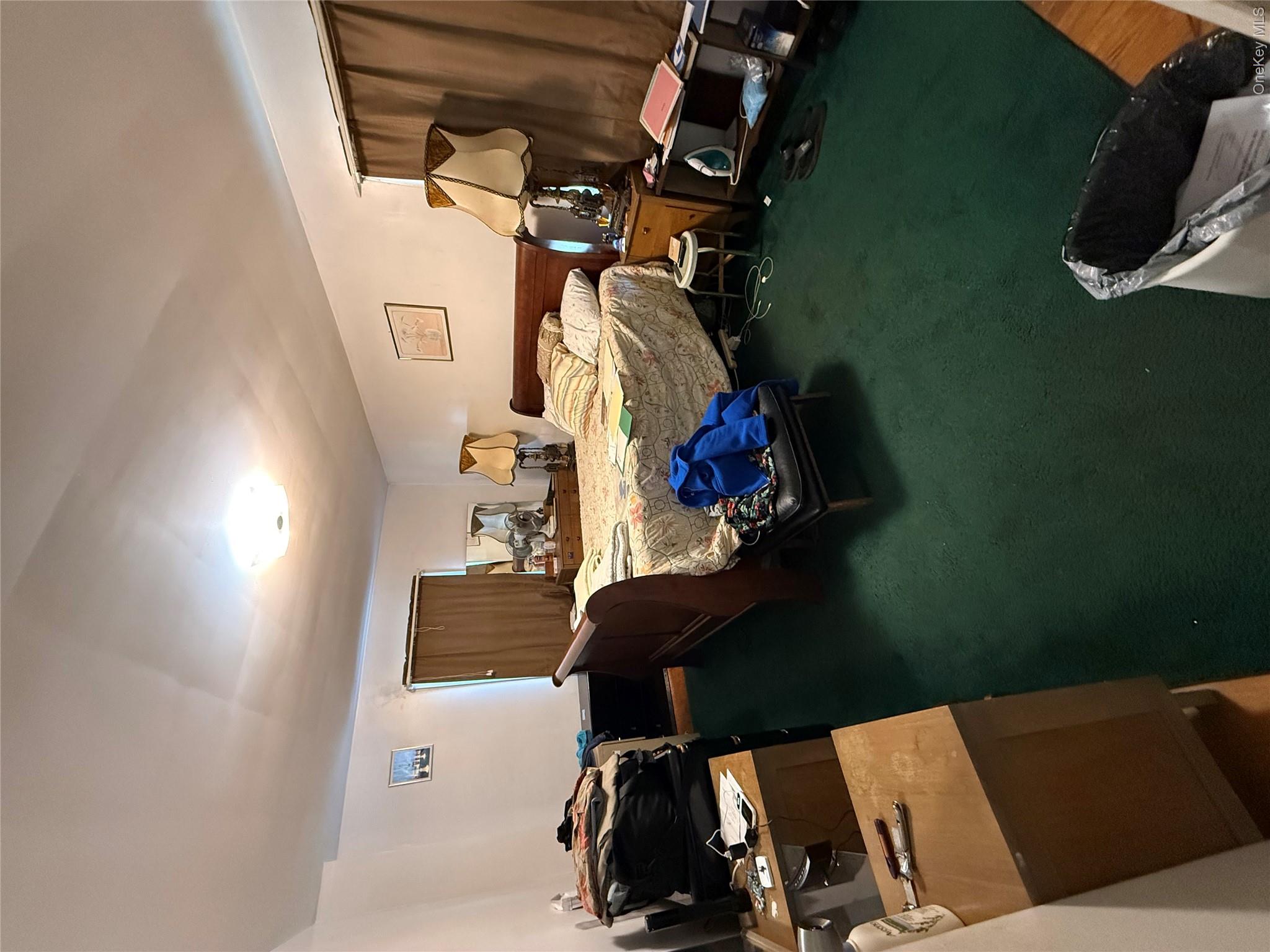 75 College Avenue Property Photo 4