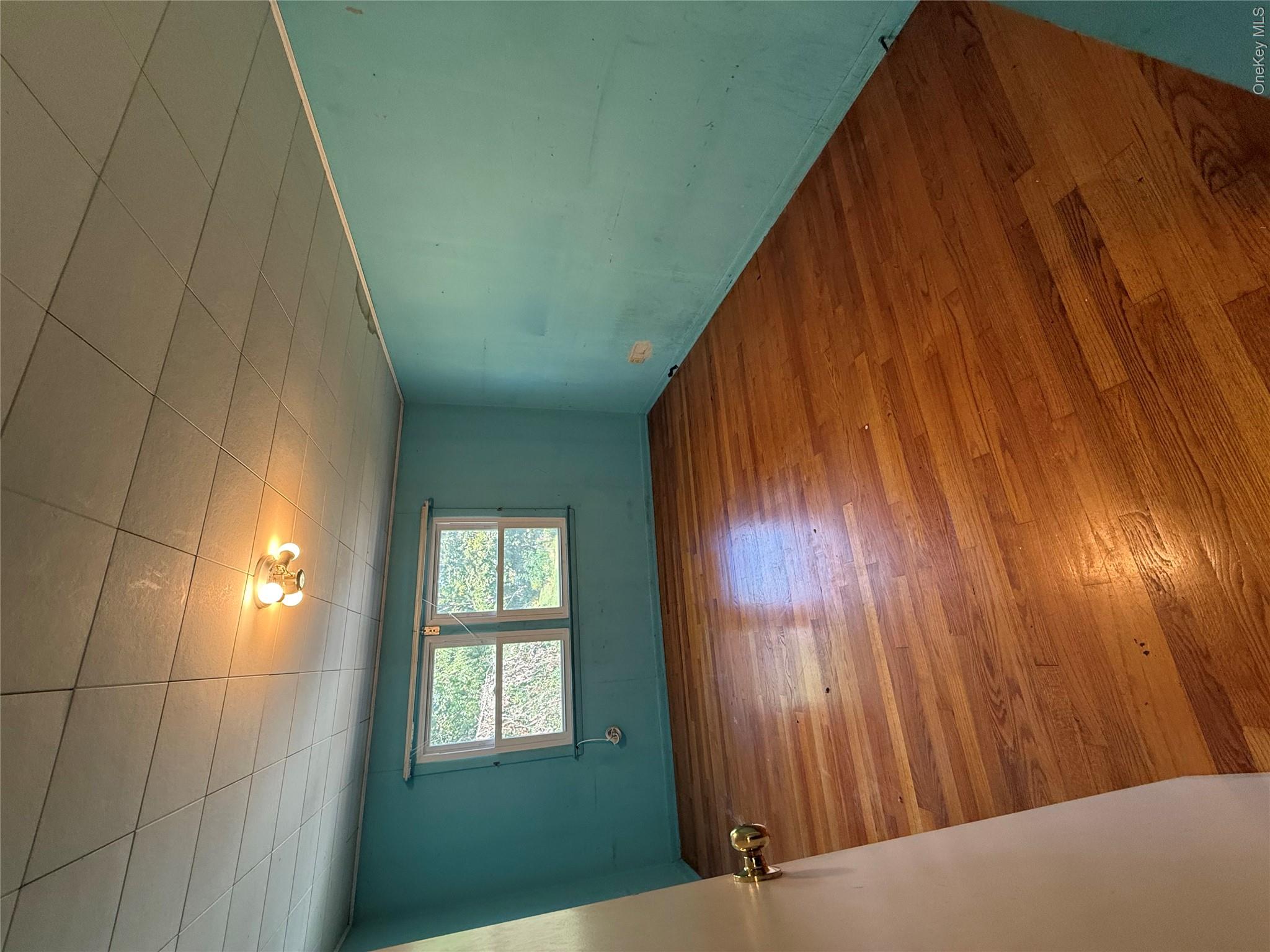 75 College Avenue Property Photo 13