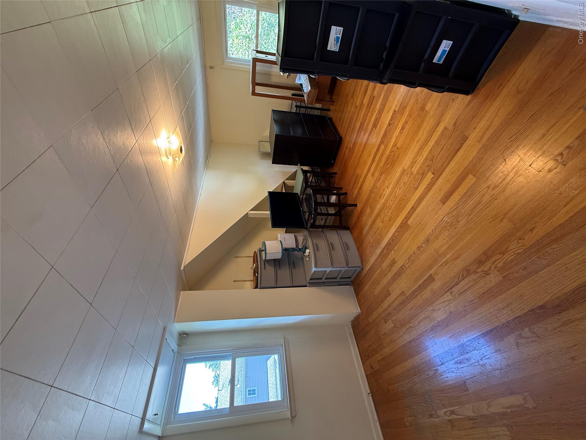 75 College Avenue Property Photo 14