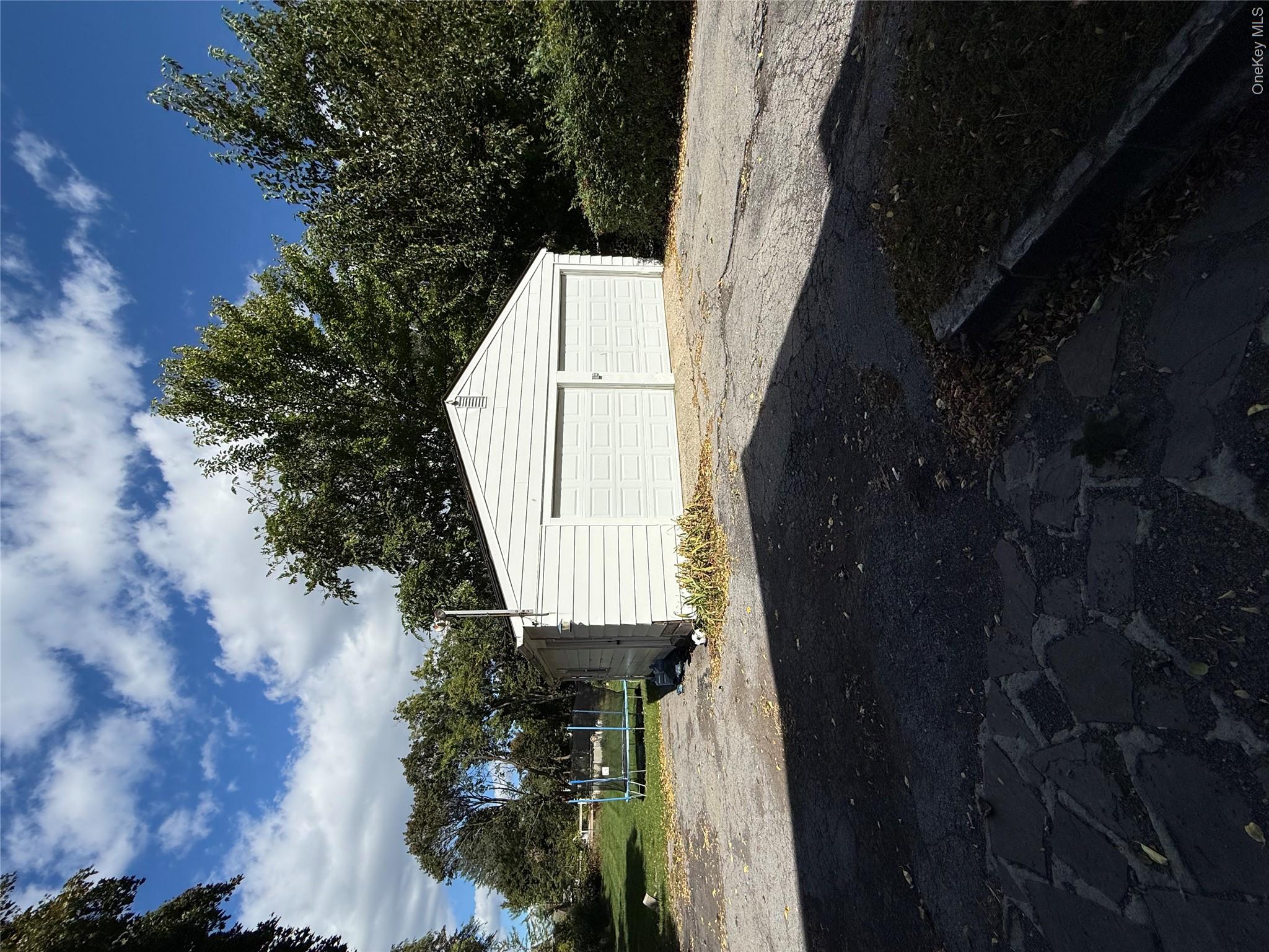75 College Avenue Property Photo 21