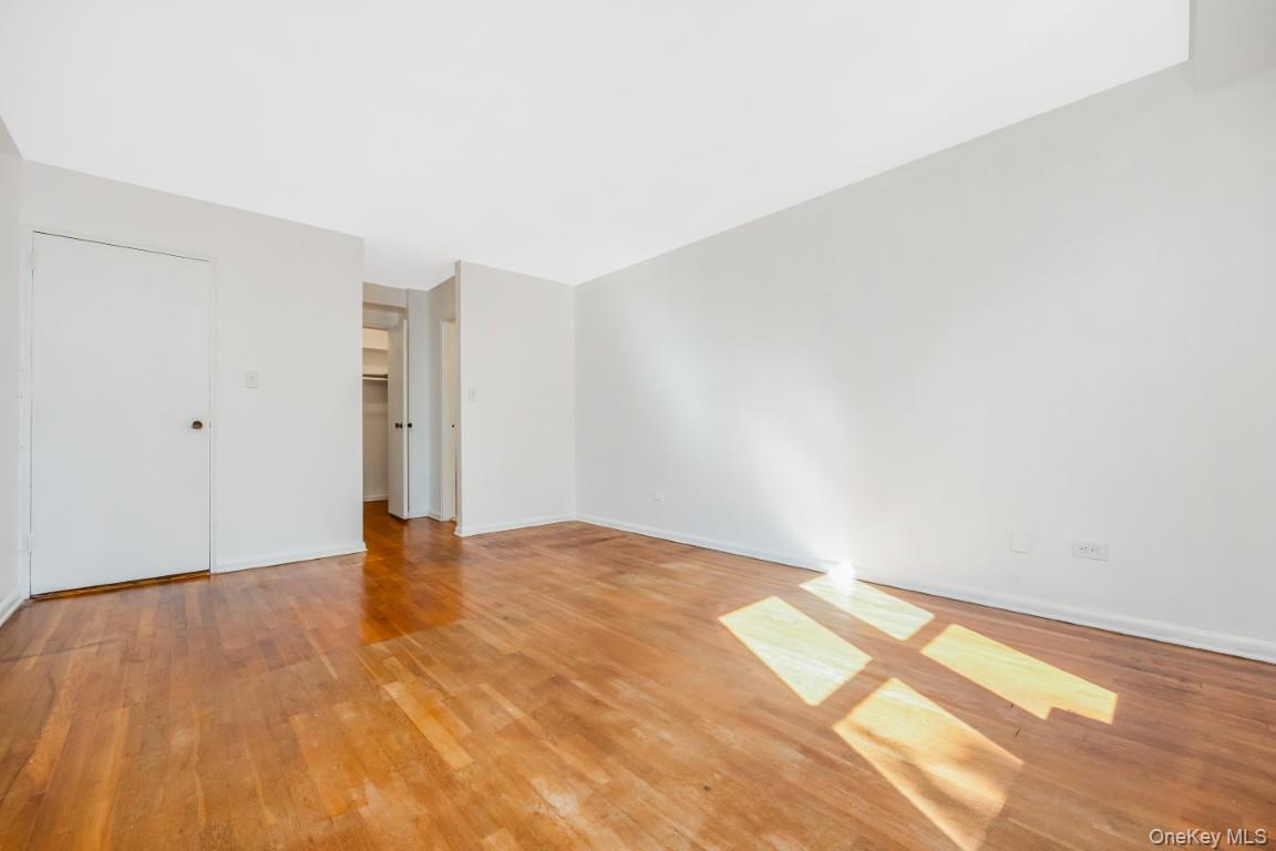 18-35 Corporal Kennedy Street 4f Property Photo 6