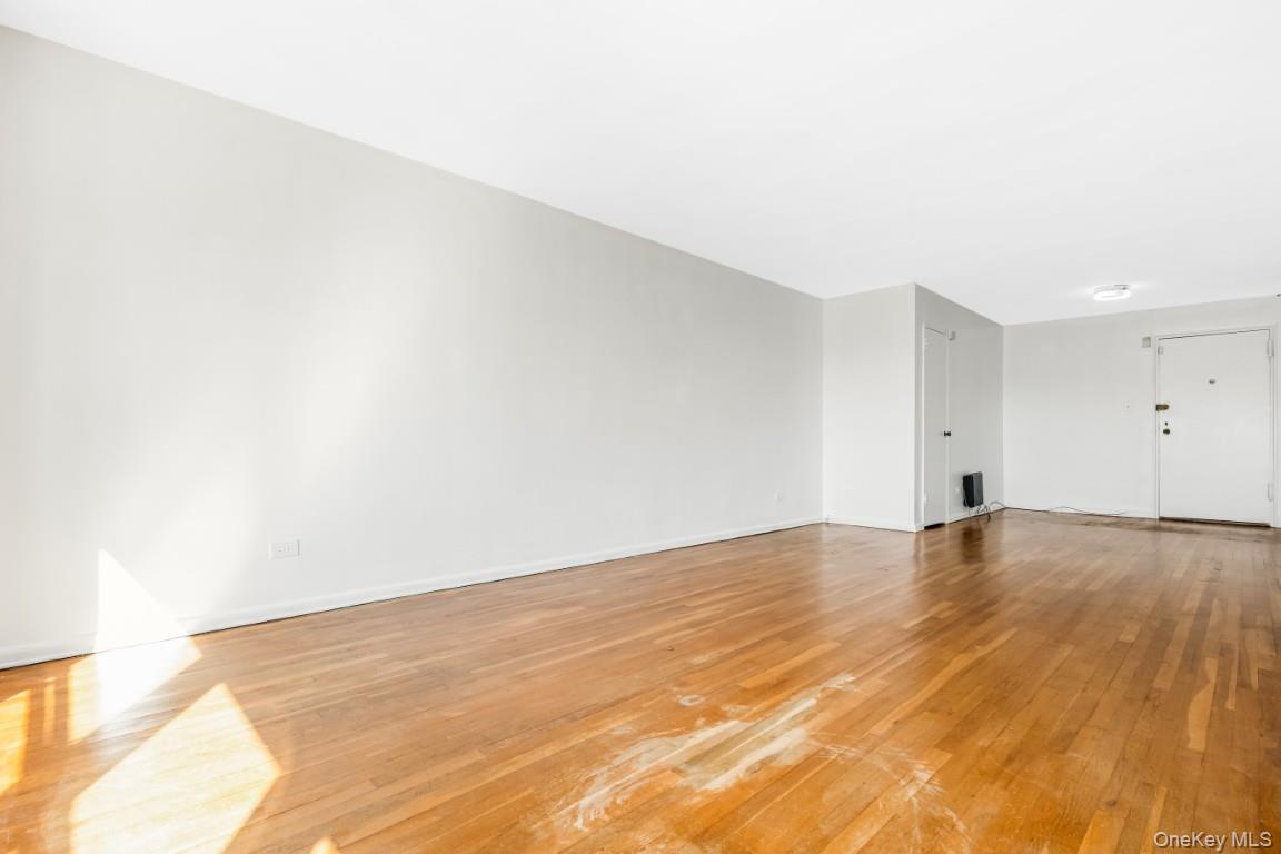 18-35 Corporal Kennedy Street 4f Property Photo 7