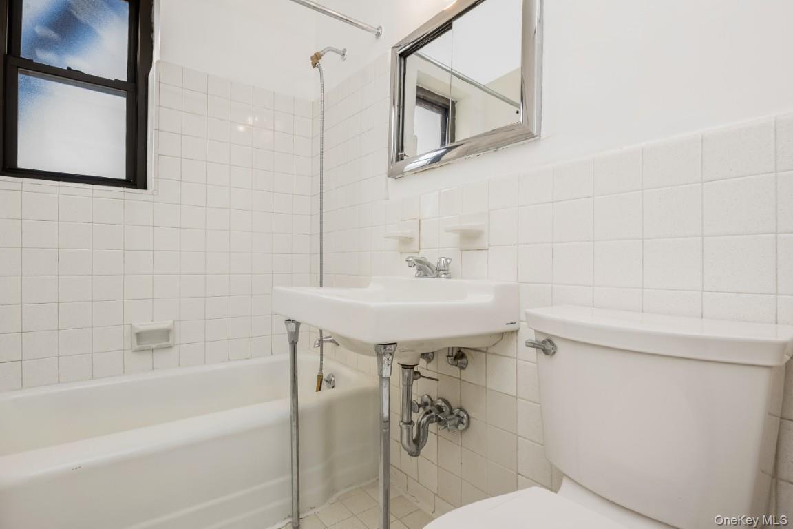 18-35 Corporal Kennedy Street 4f Property Photo 16