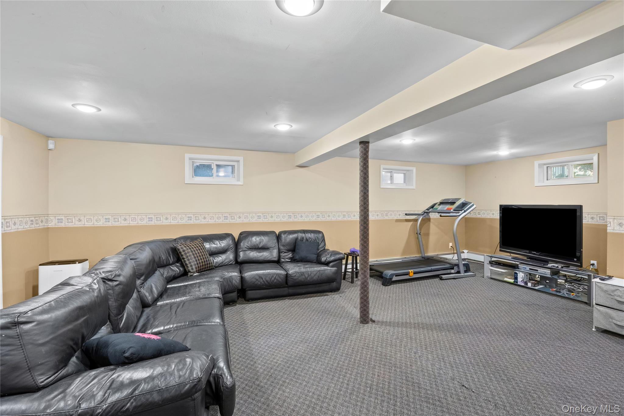 24 Kingswood Drive Property Photo 25