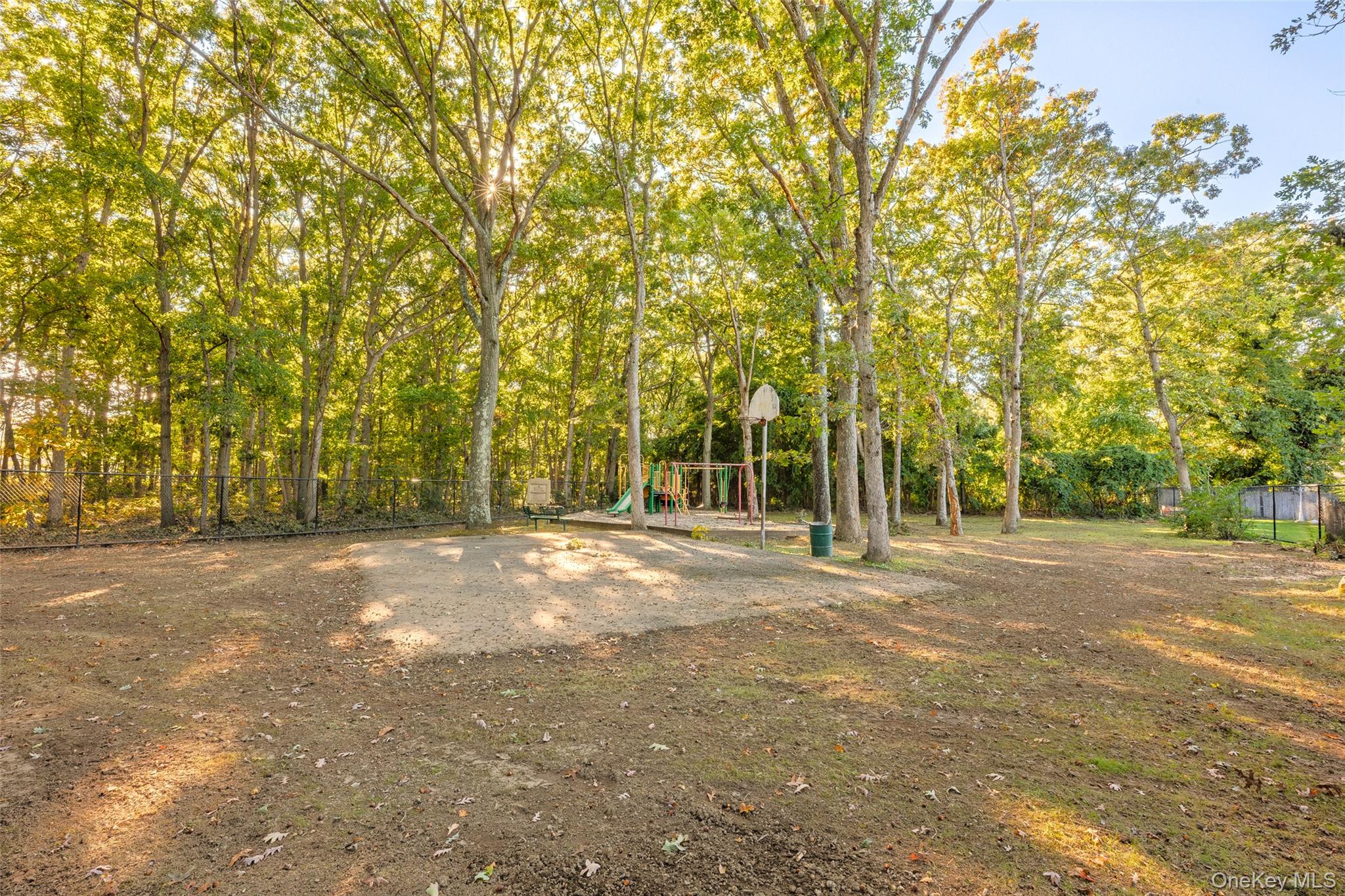 24 Kingswood Drive Property Photo 41