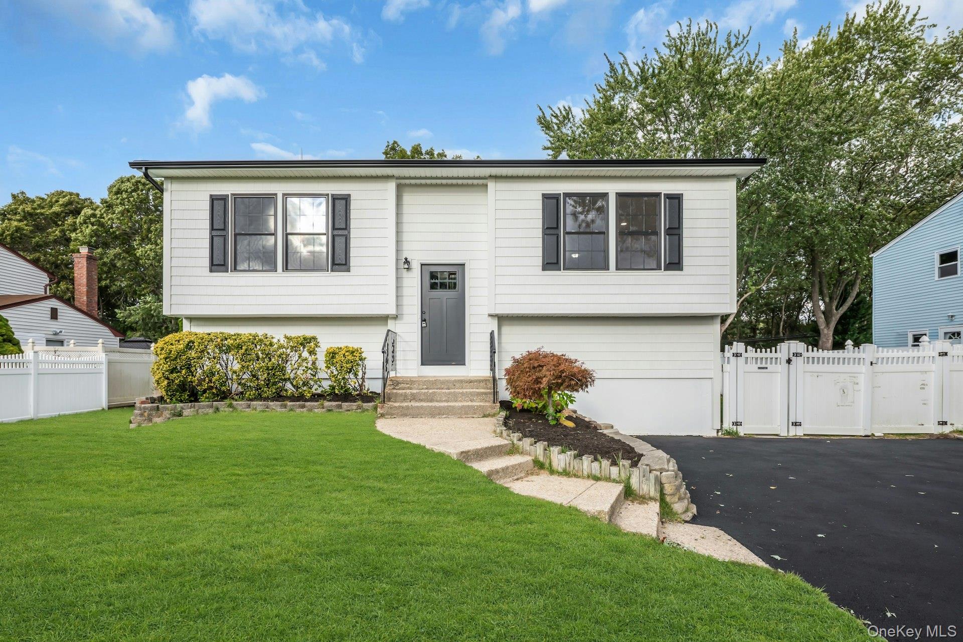 64 Skylark Drive Property Photo 1