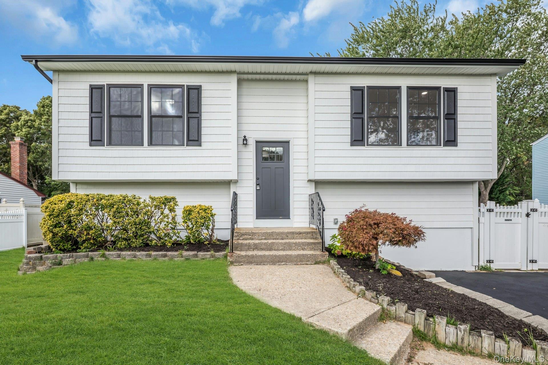 64 Skylark Drive Property Photo 1