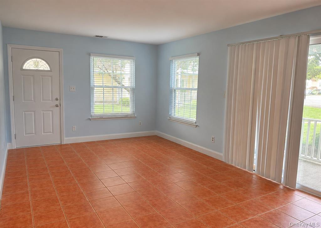 161 Fairview Circle Property Photo 2