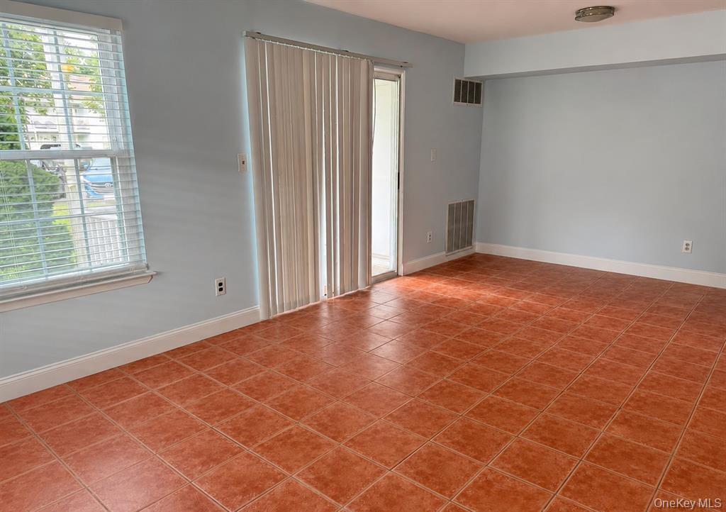 161 Fairview Circle Property Photo 3