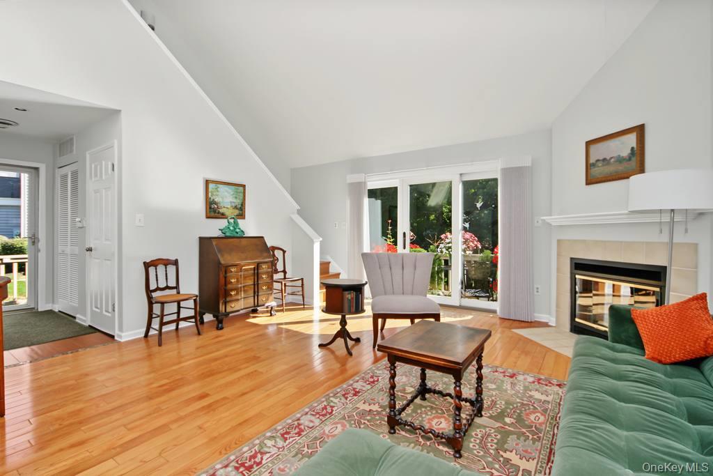 148 Fields Lane Property Photo 11