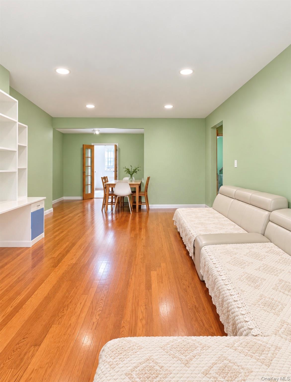 6711 152 Street B Property Photo 1