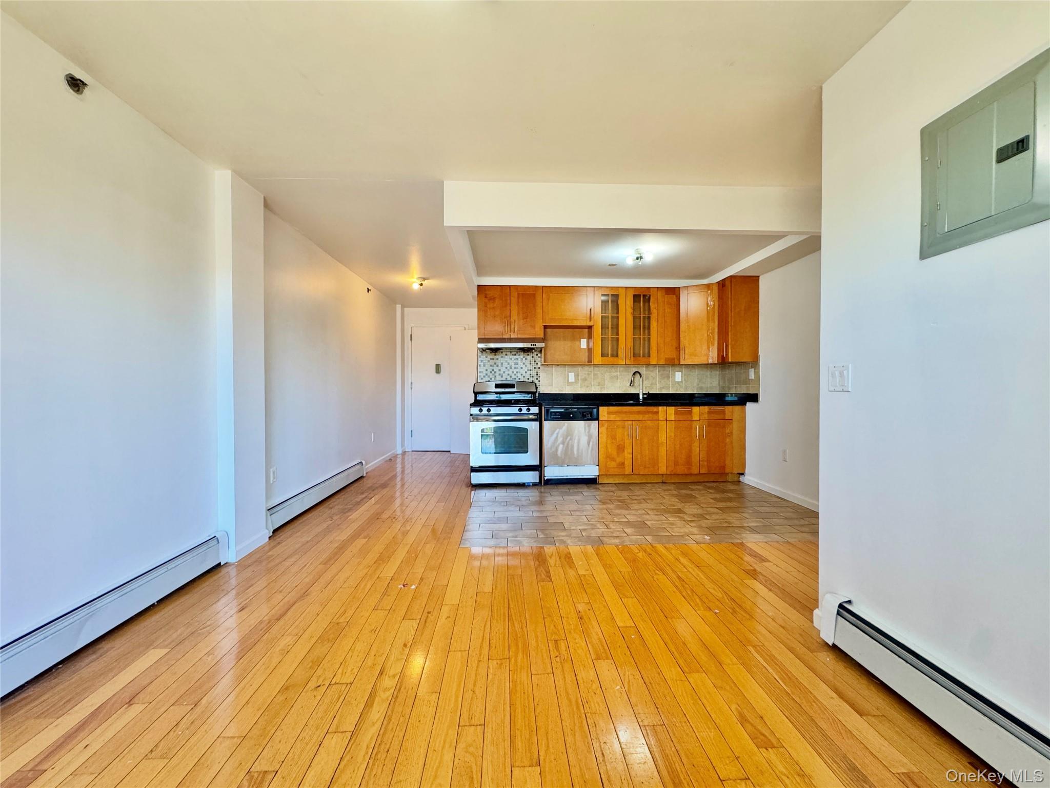 9305 37th Avenue 3c Property Photo 3