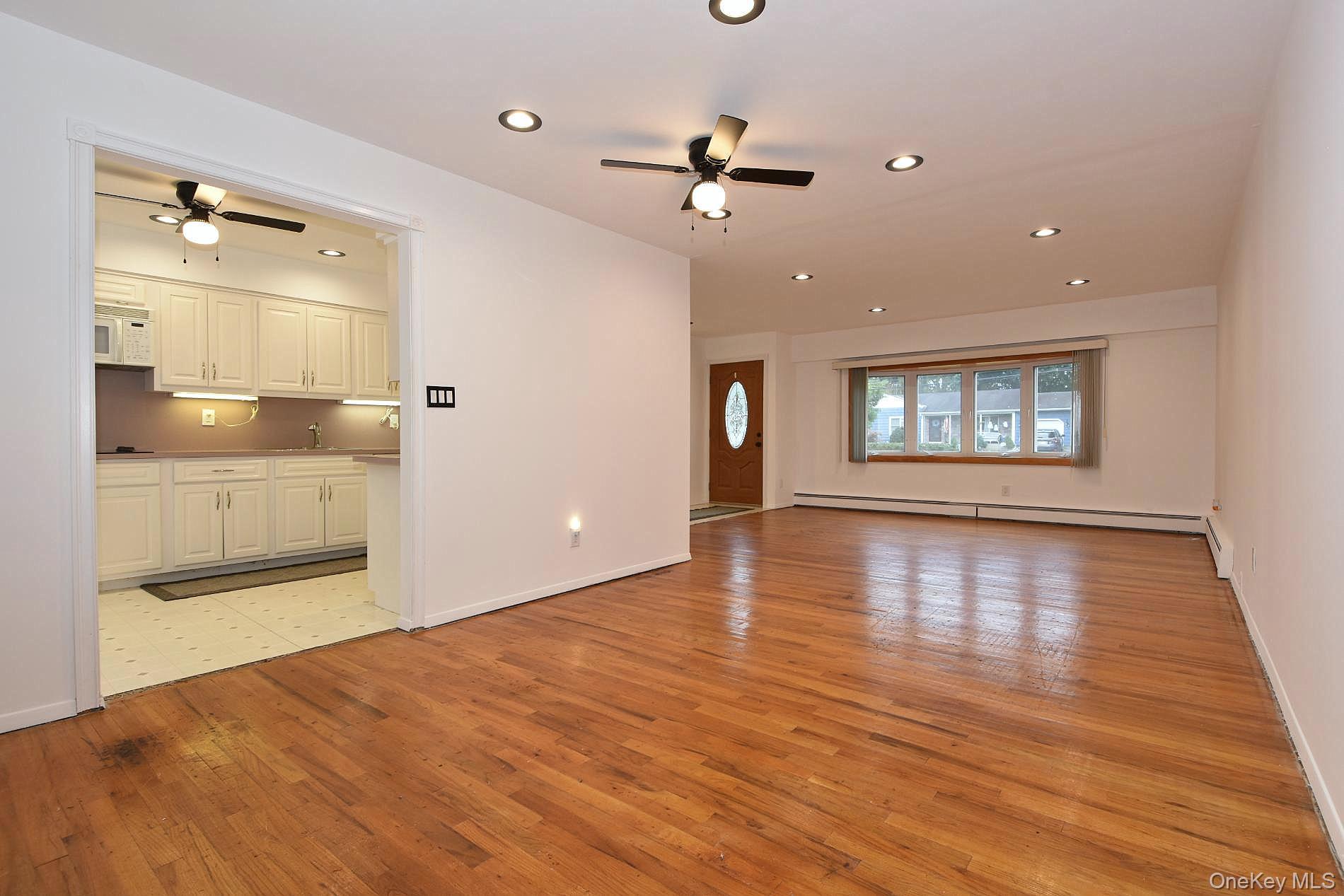 2230 Louis Kossuth Avenue Property Photo 2