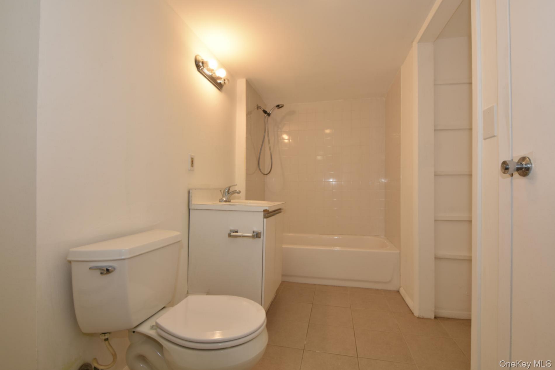 2230 Louis Kossuth Avenue Property Photo 14