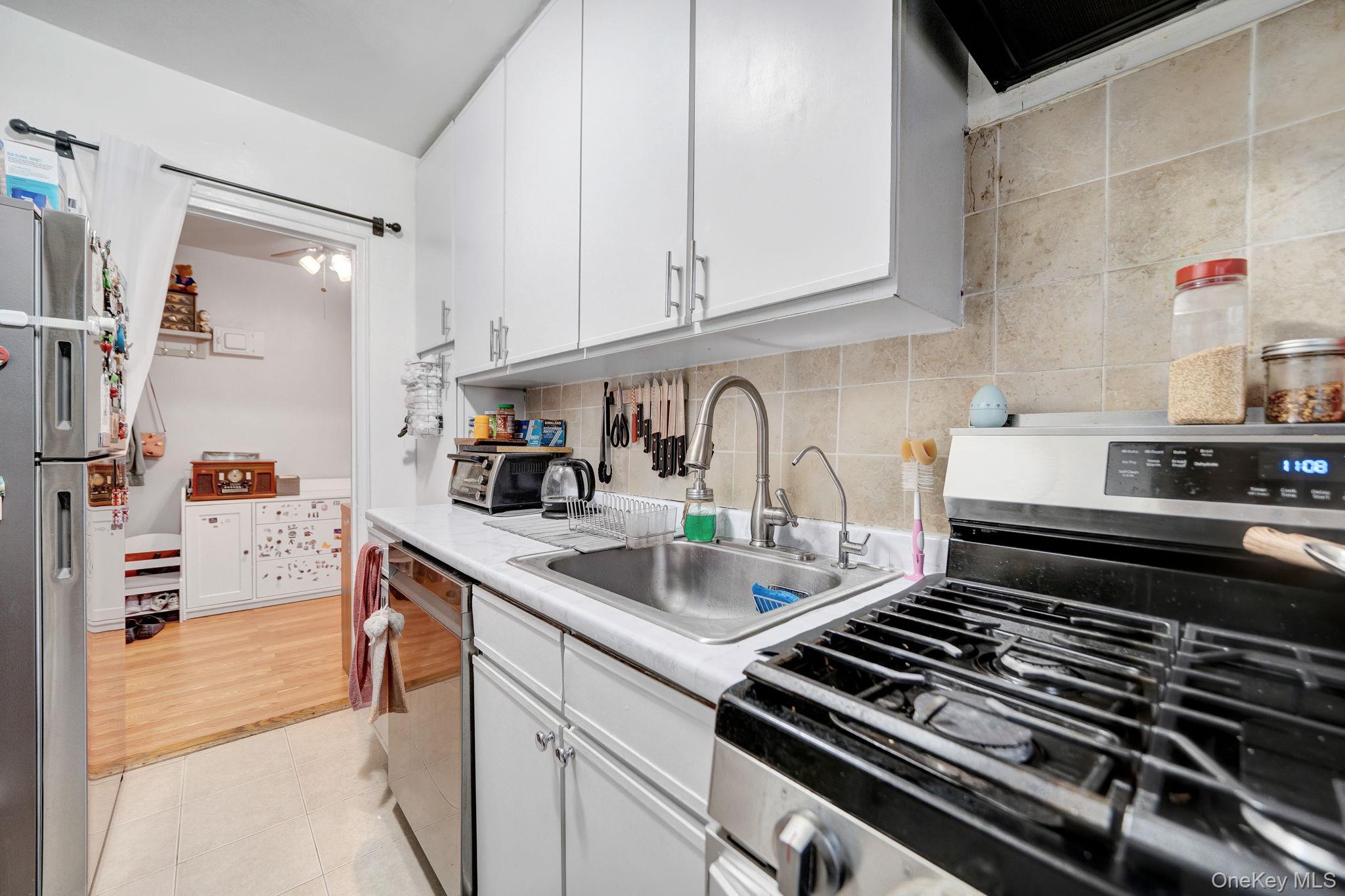 73-50 Bell Boulevard 4a Property Photo 24