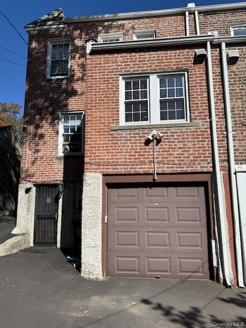 6414 83rd Place Property Photo 6