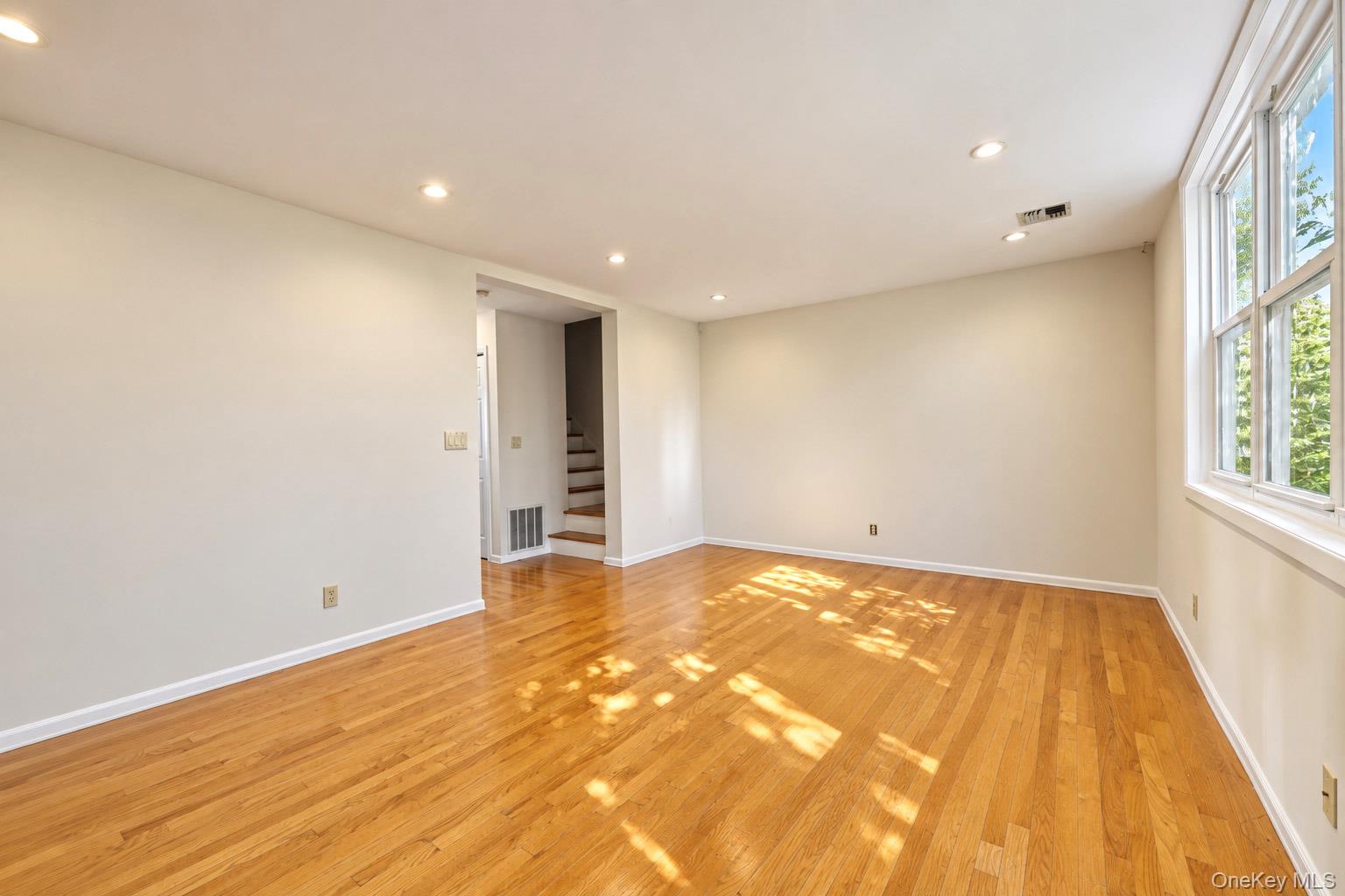 207 Sunset Boulevard 9207b Property Photo 4