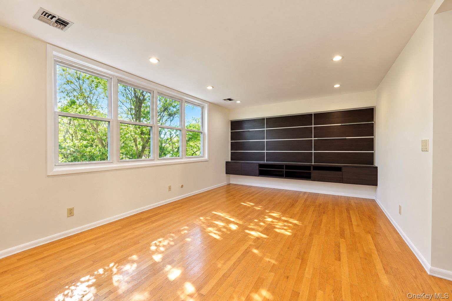207 Sunset Boulevard 9207b Property Photo 6