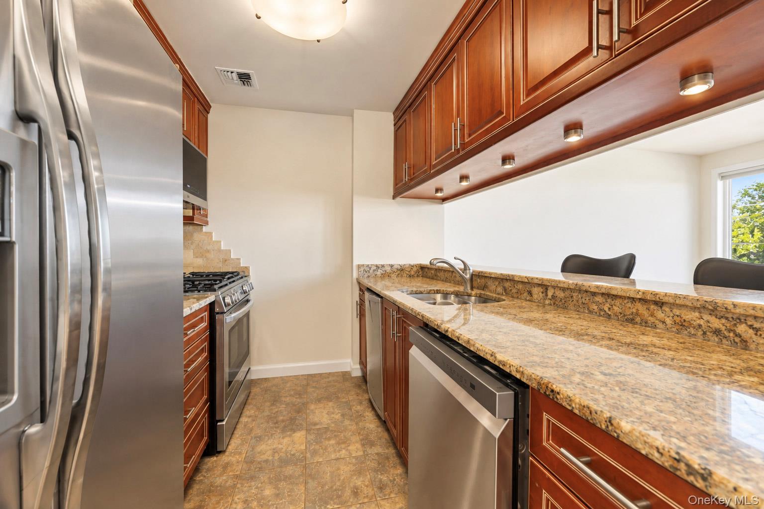 207 Sunset Boulevard 9207b Property Photo 7