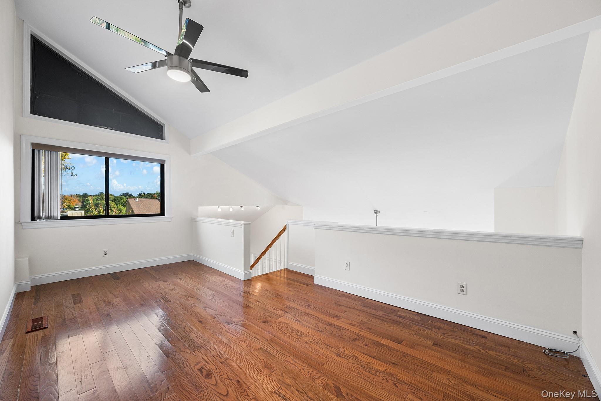 225 Lakeside Drive Property Photo 13