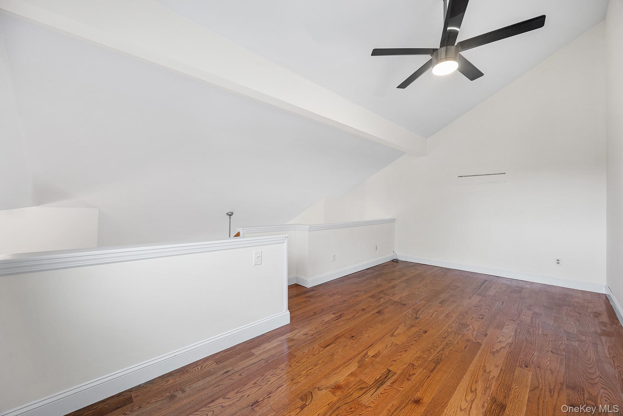 225 Lakeside Drive Property Photo 14