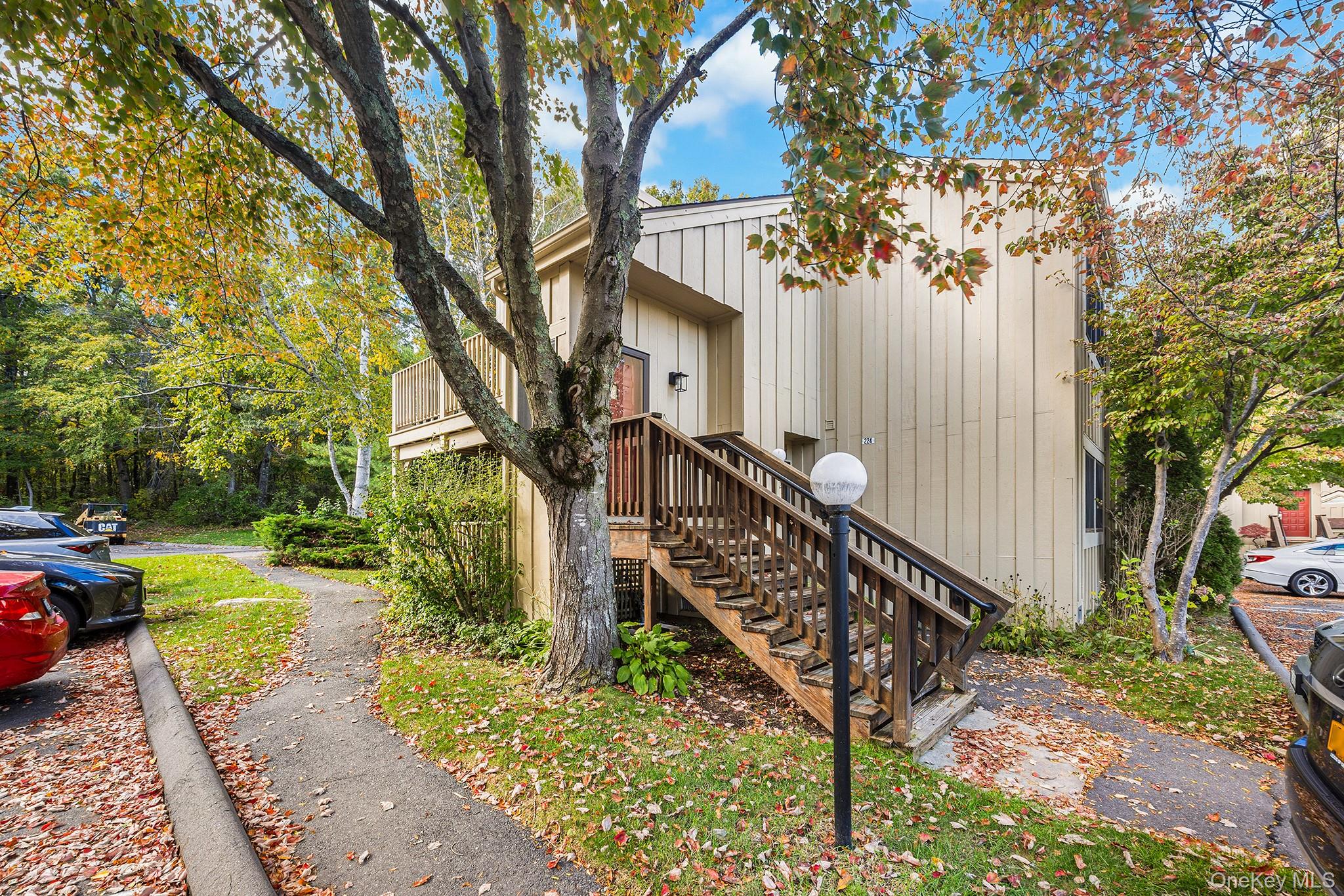 225 Lakeside Drive Property Photo 16