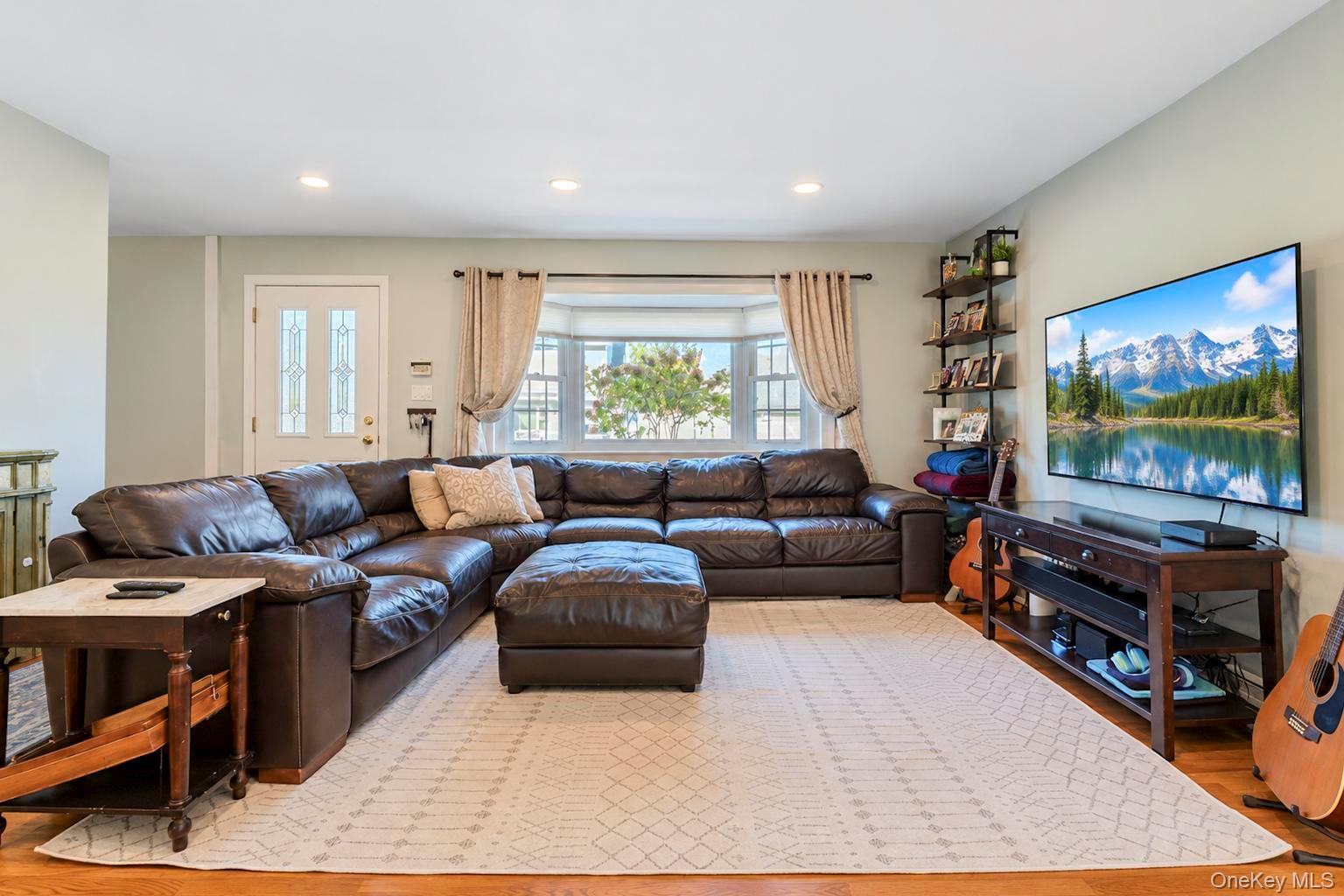 4027 Jean Avenue Property Photo 4