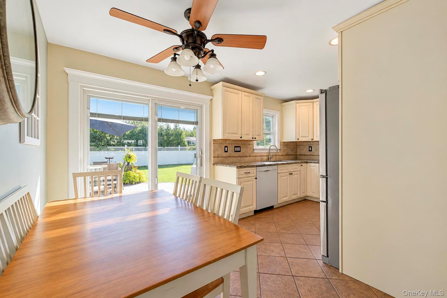4027 Jean Avenue Property Photo 8