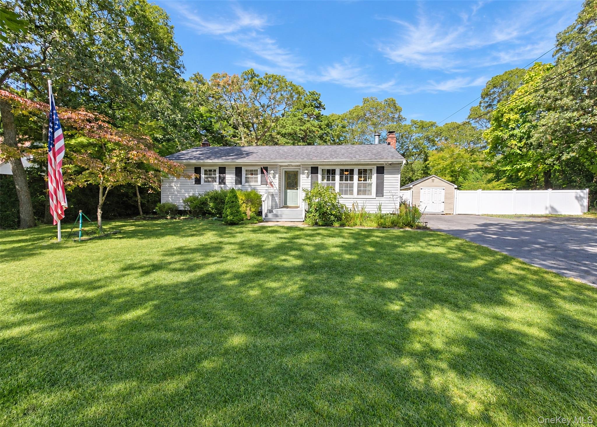 279 Hawkins Road Property Photo 1