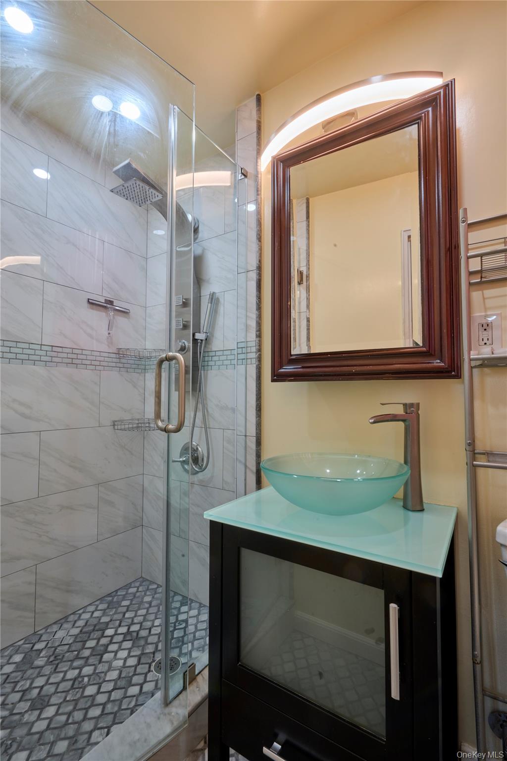 355 Bronx River Rd Bronx River Road 3g Property Photo 18
