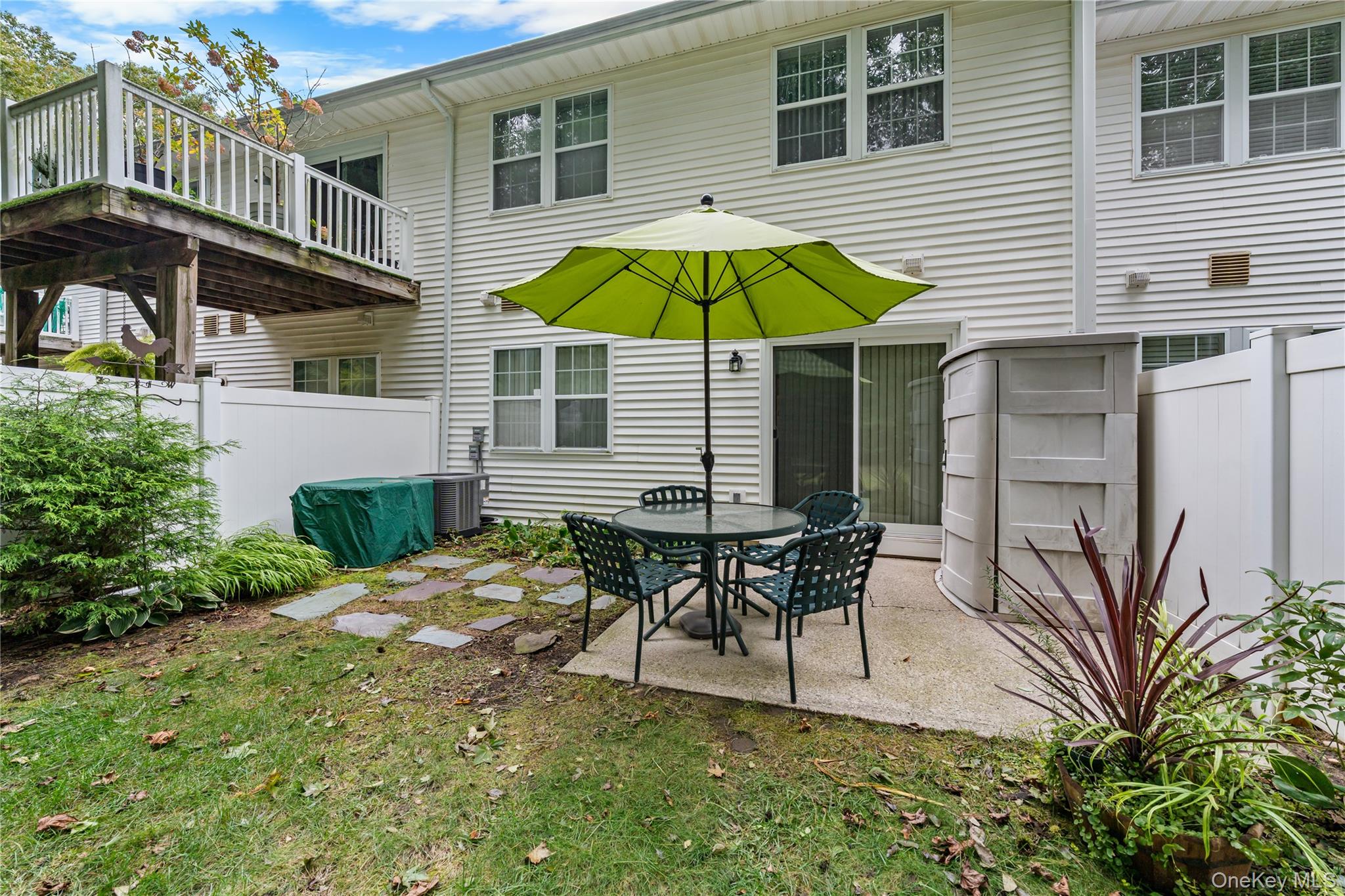 3 Victorian Lane Property Photo 15