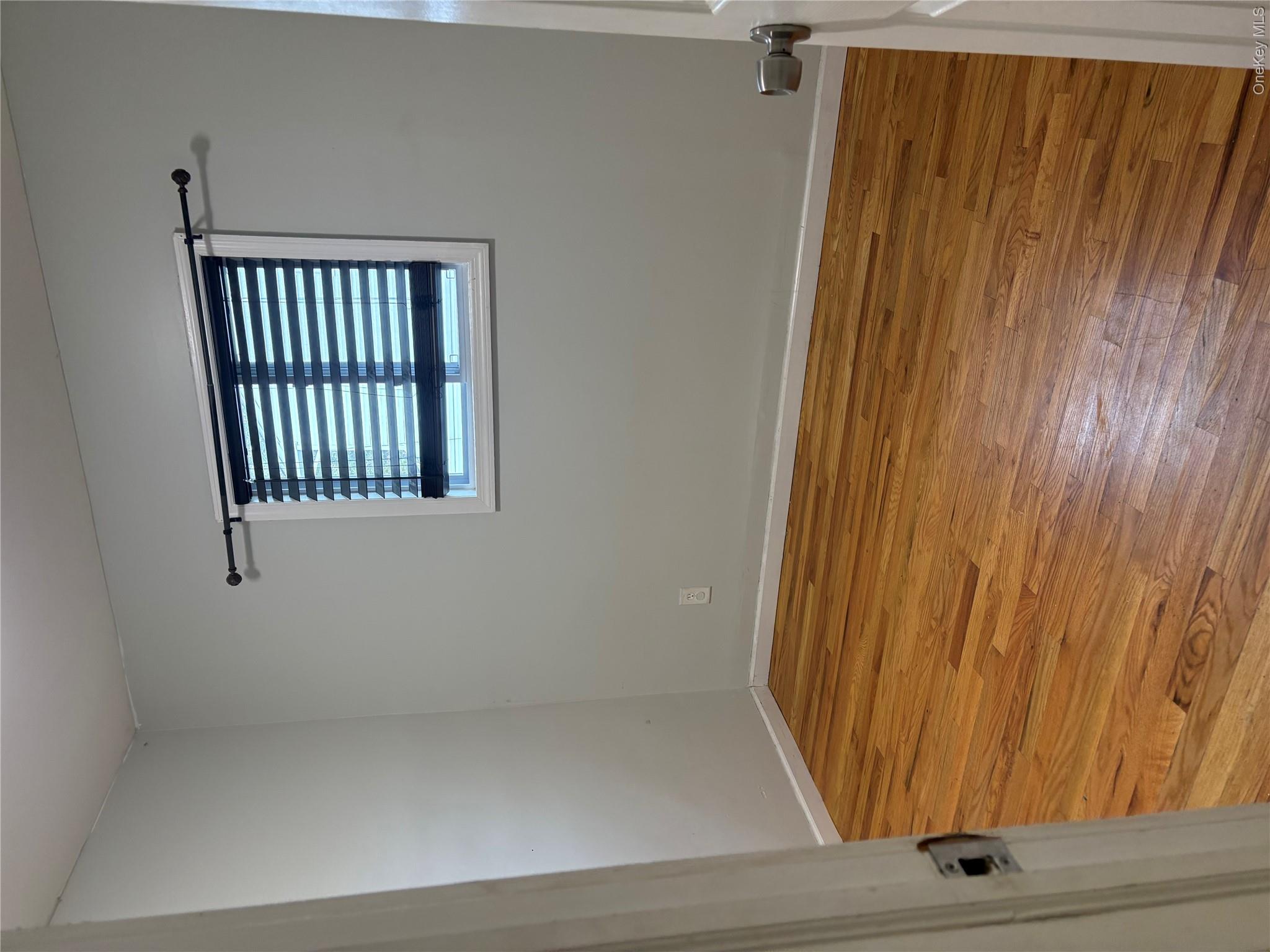 290 Leaf Avenue Property Photo 2